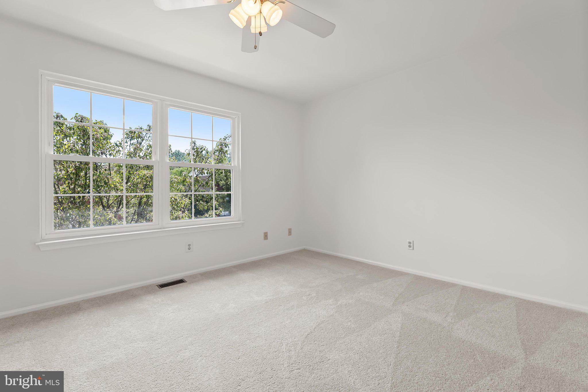 HINES ESTATES - Residential