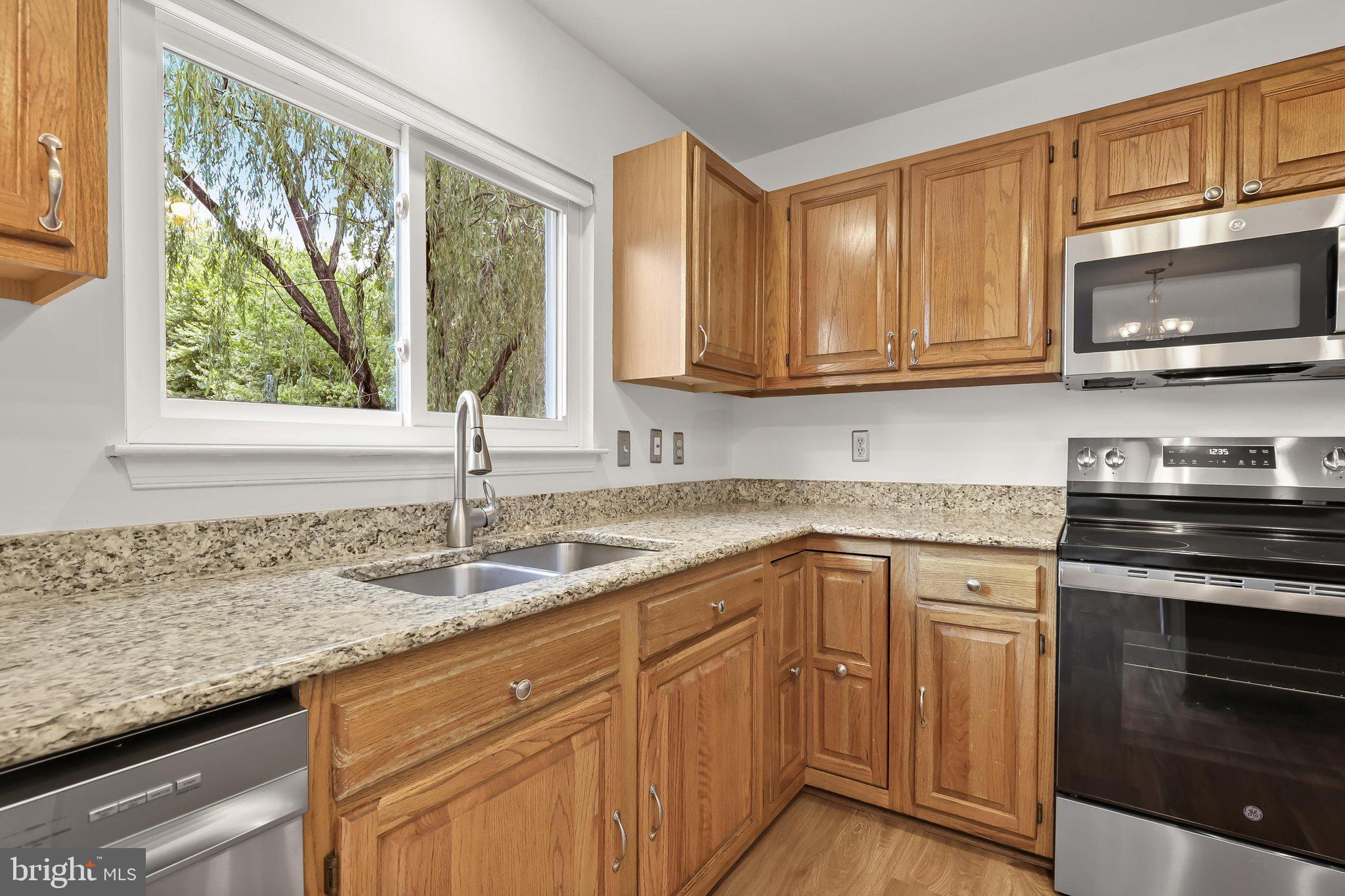 HINES ESTATES - Residential