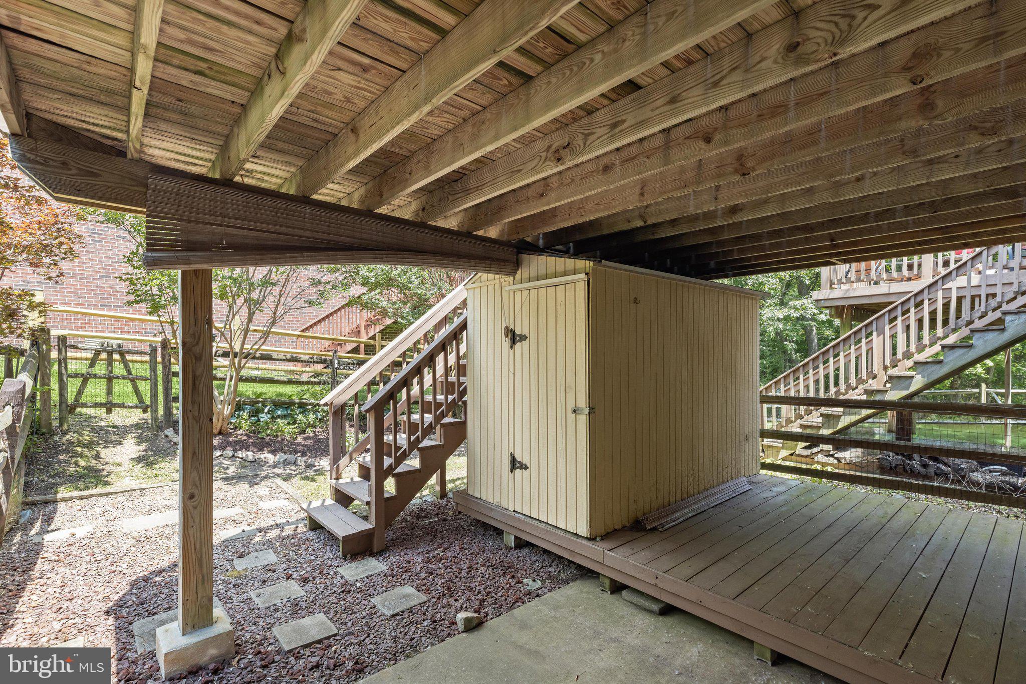 HINES ESTATES - Residential