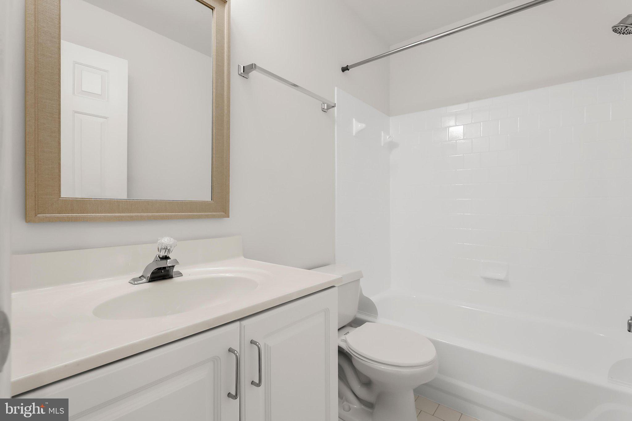 HINES ESTATES - Residential