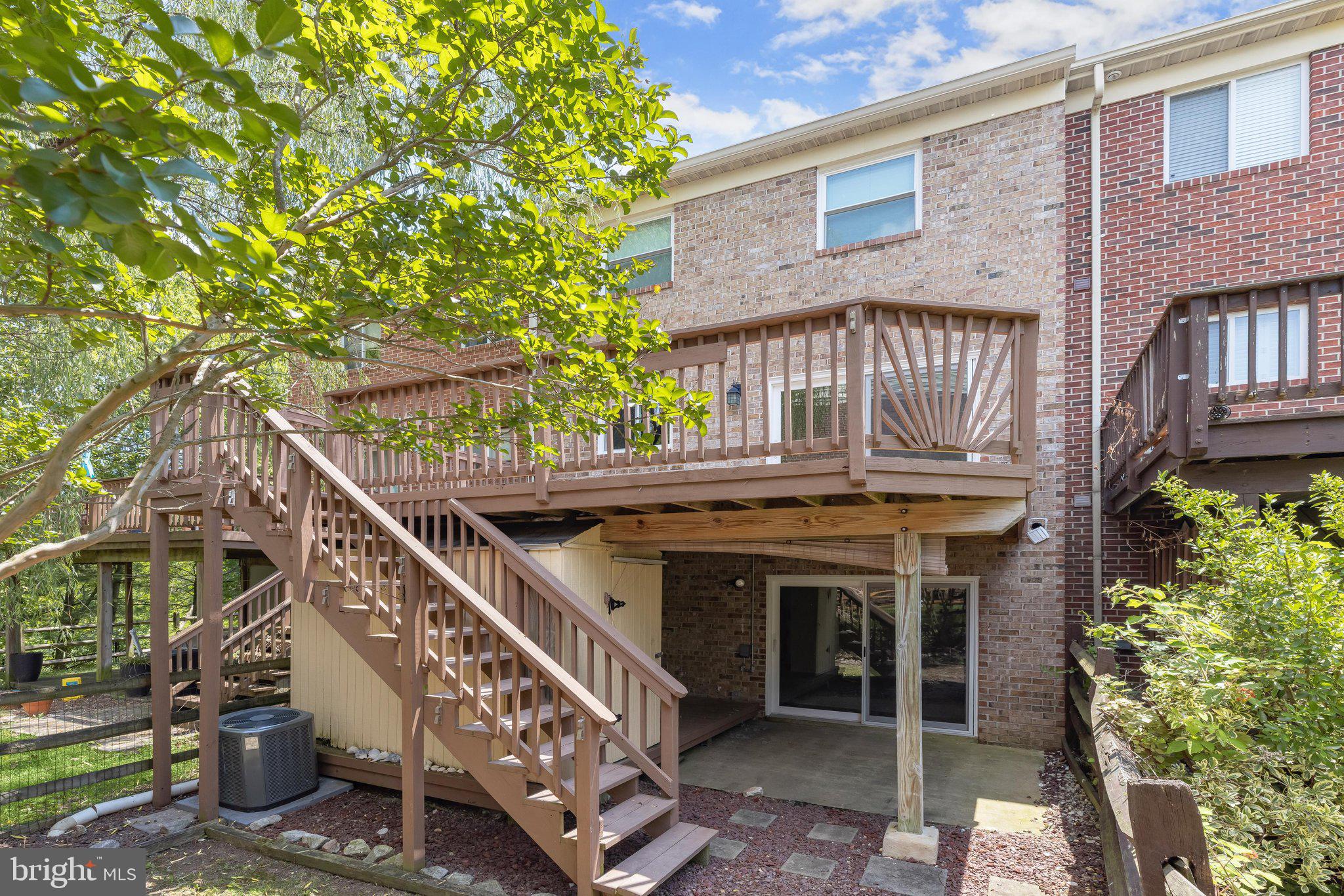 HINES ESTATES - Residential