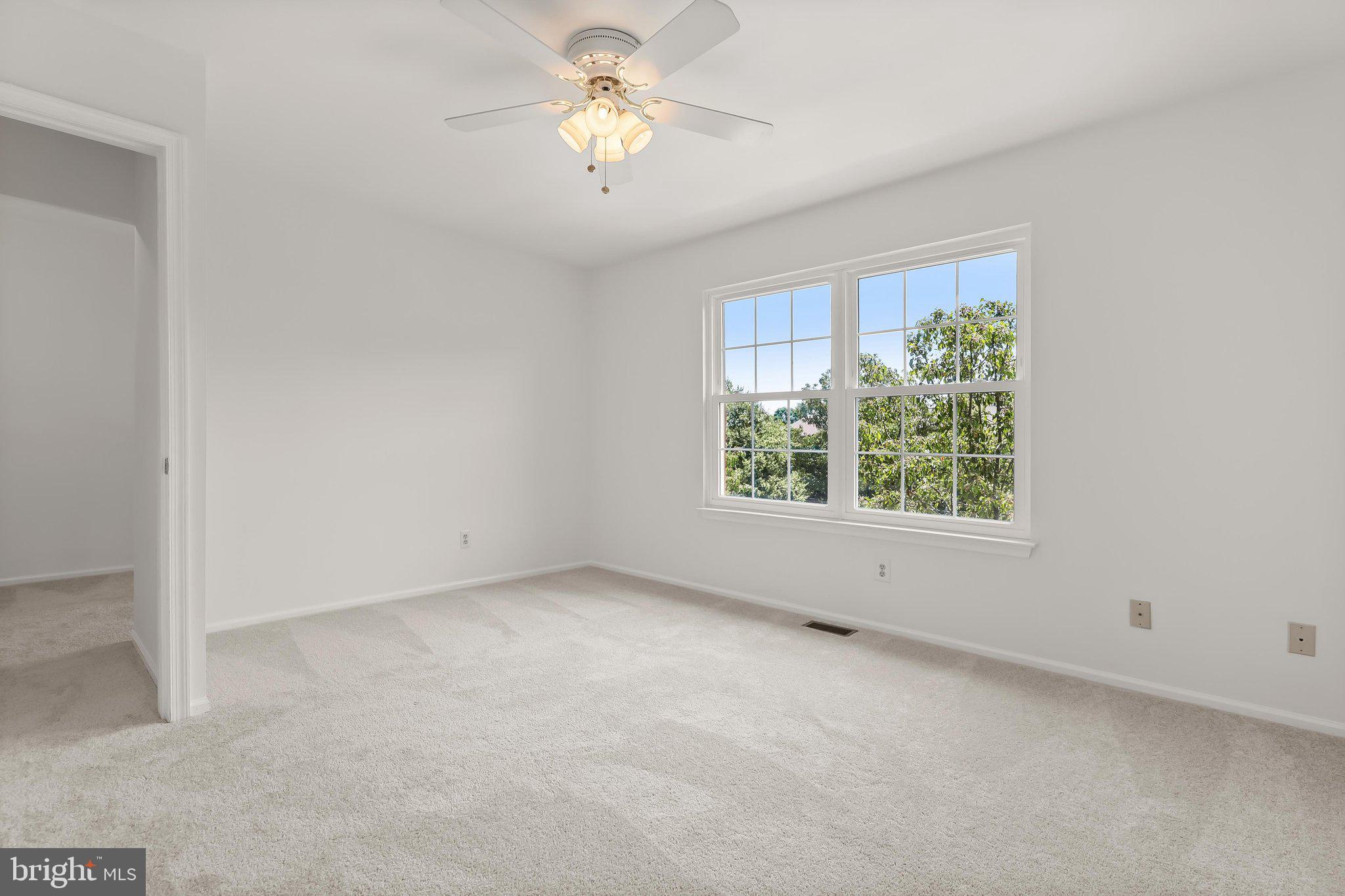 HINES ESTATES - Residential