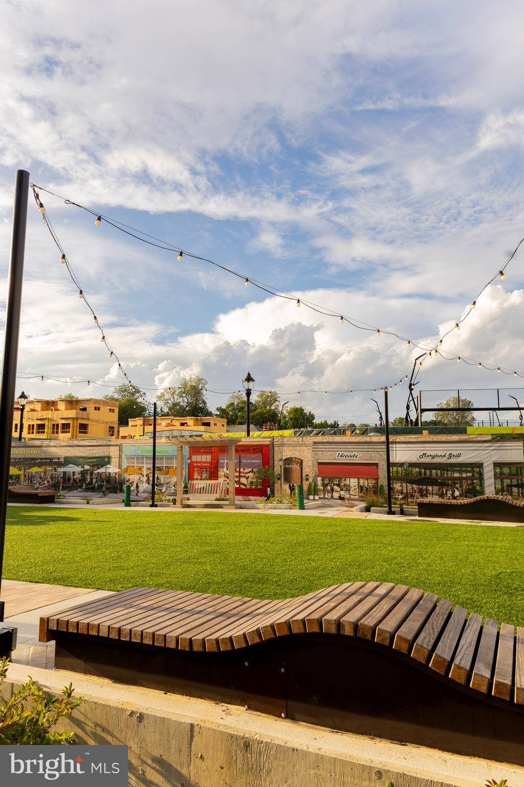 WESTBARD SQUARE - Residential