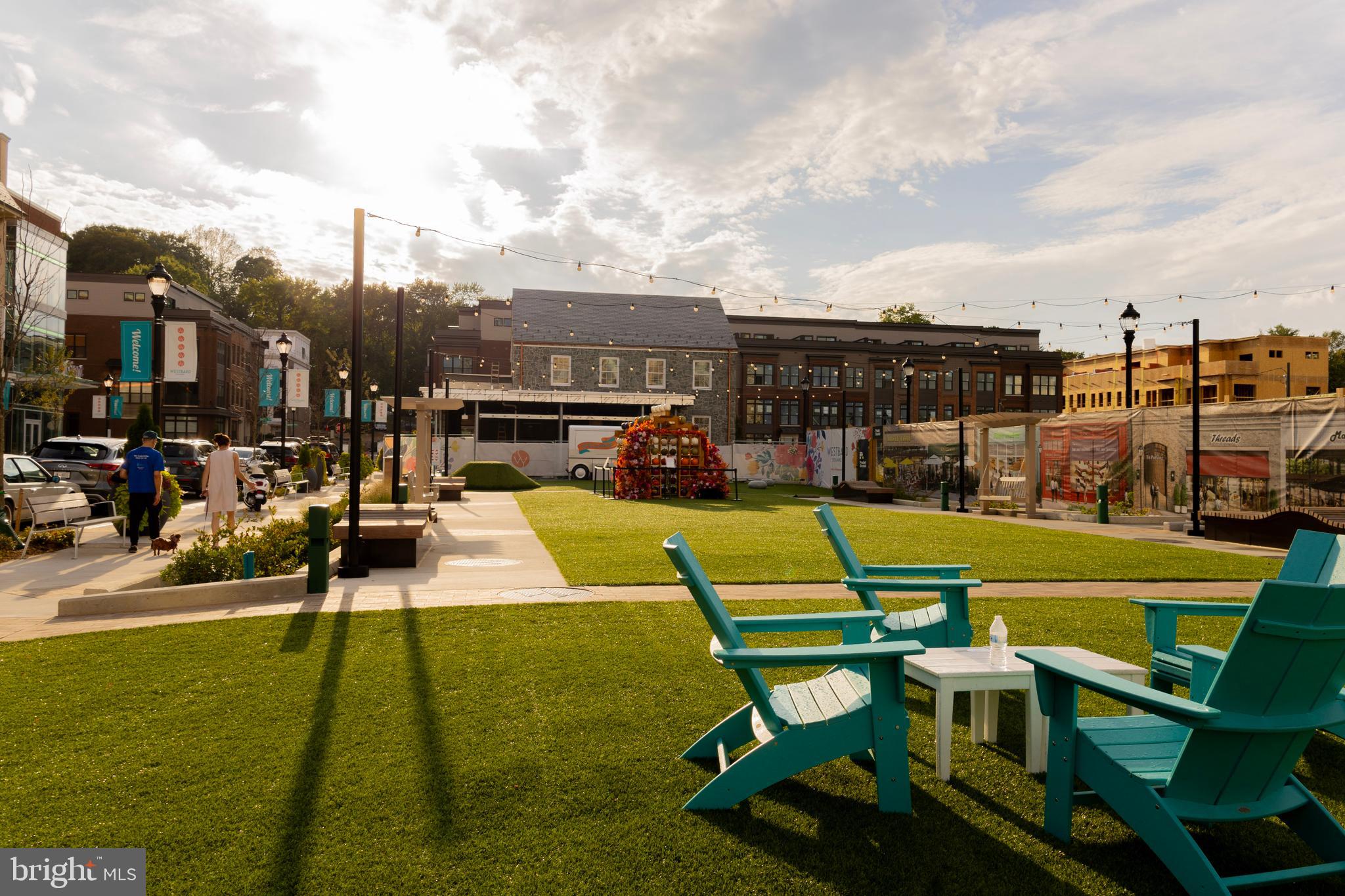 WESTBARD SQUARE - Residential