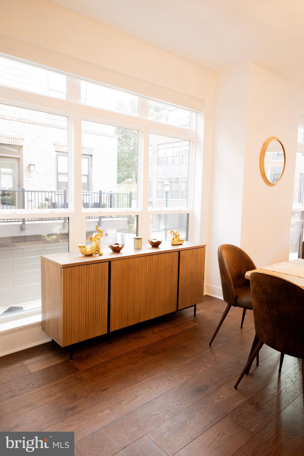 WESTBARD SQUARE - Residential