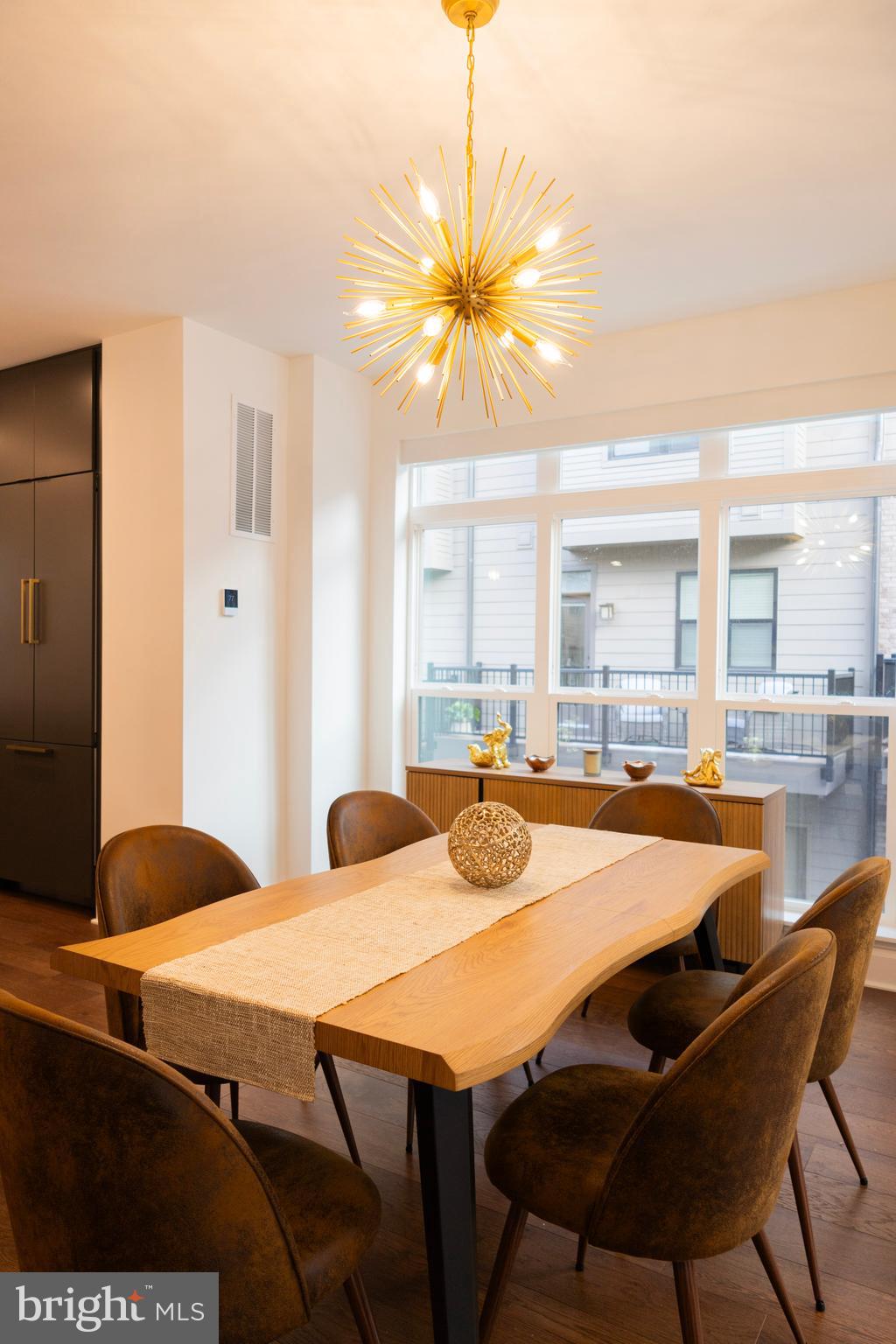 WESTBARD SQUARE - Residential