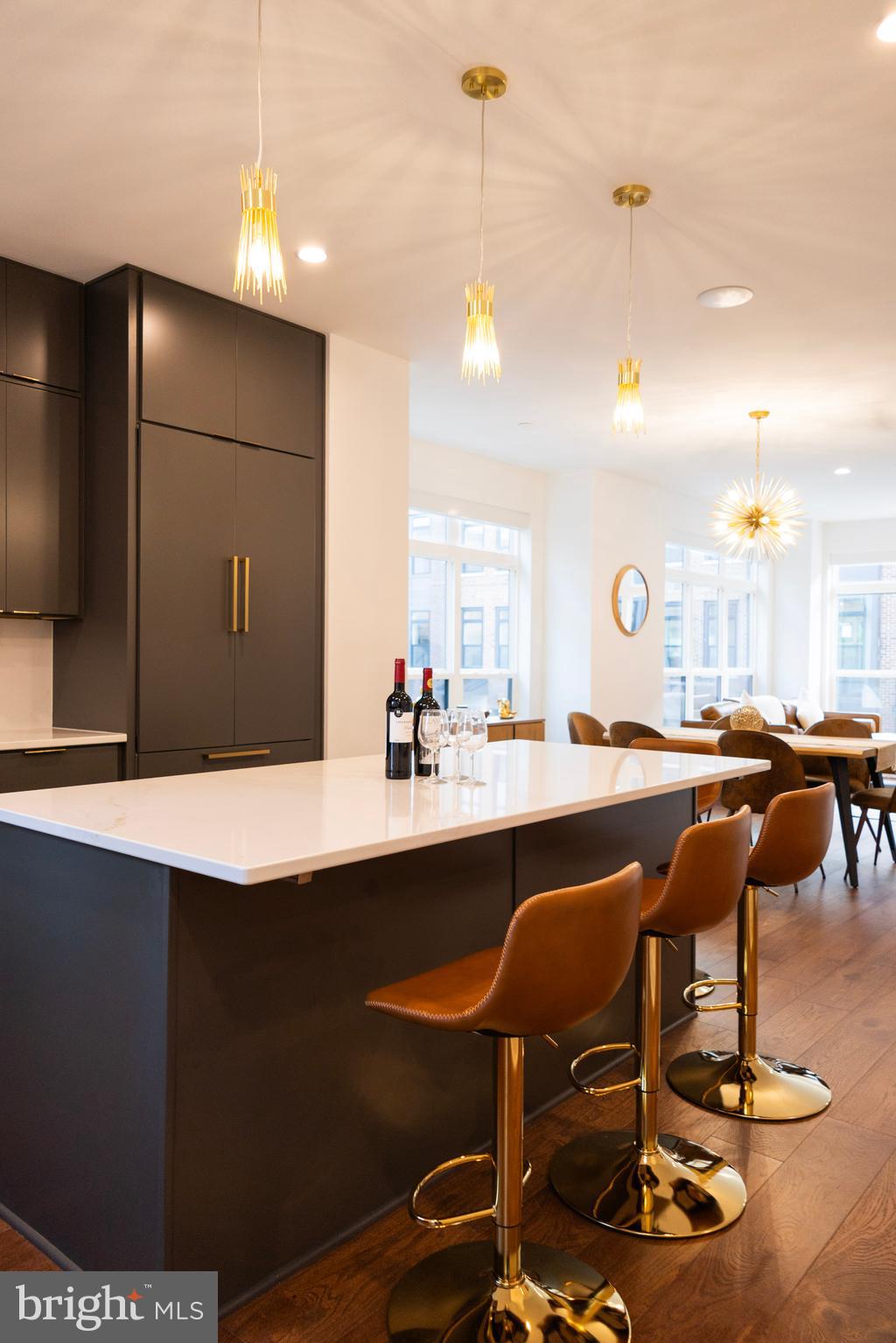 WESTBARD SQUARE - Residential
