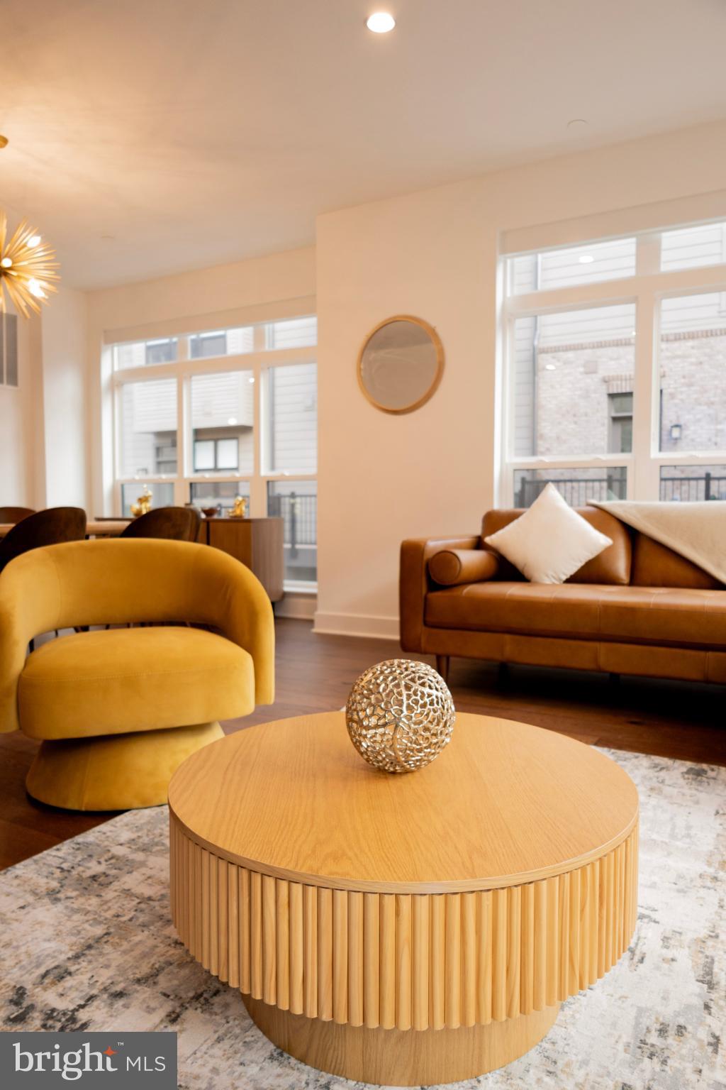 WESTBARD SQUARE - Residential