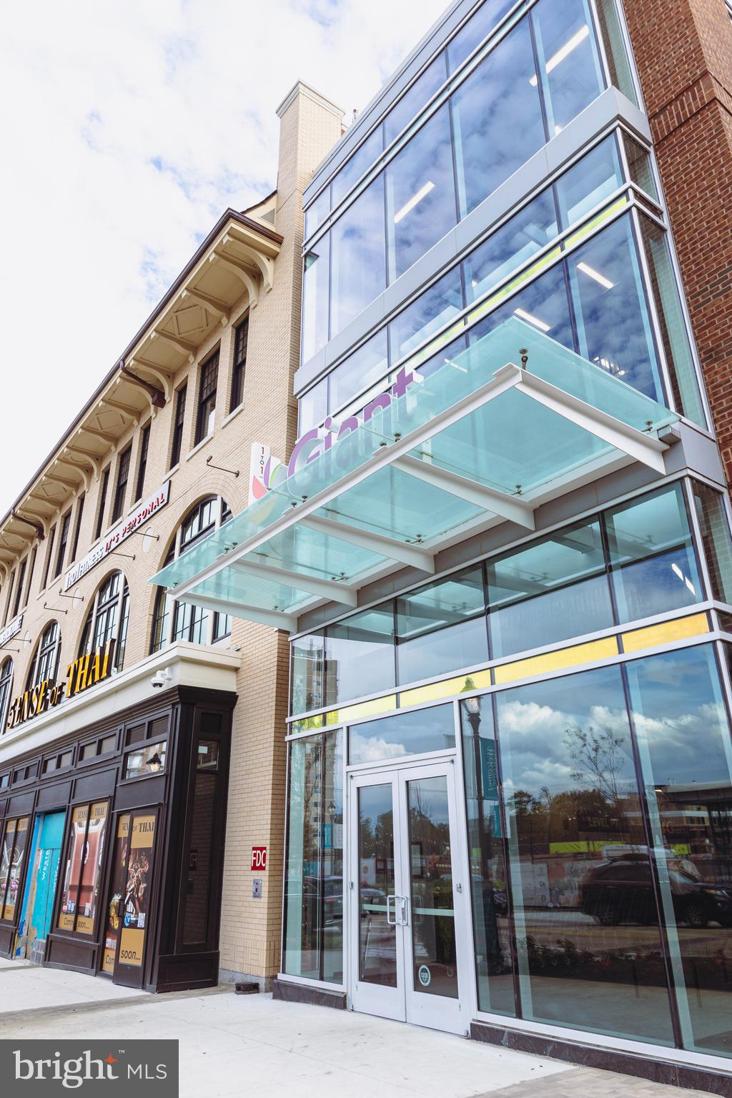 WESTBARD SQUARE - Residential