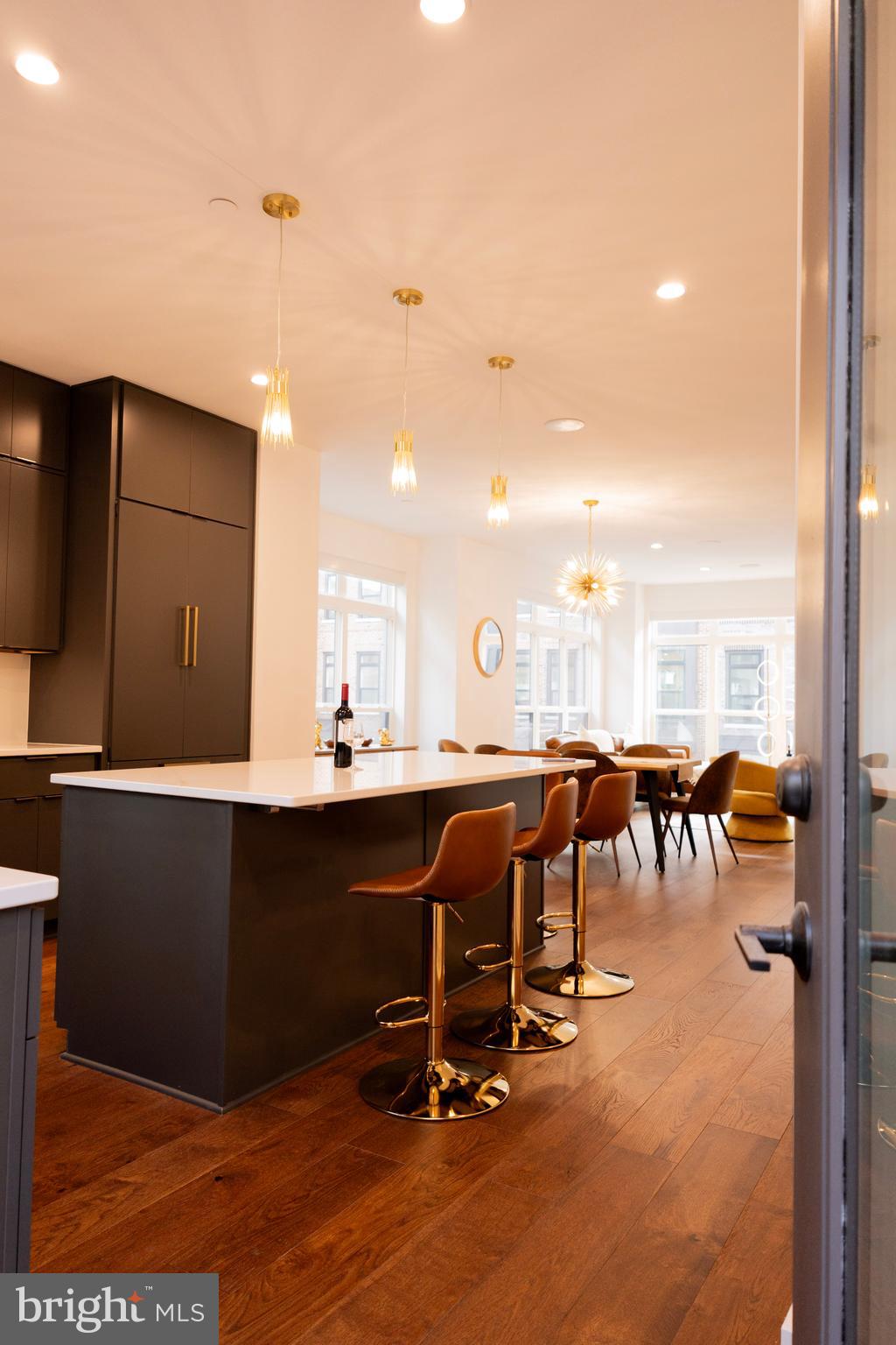 WESTBARD SQUARE - Residential