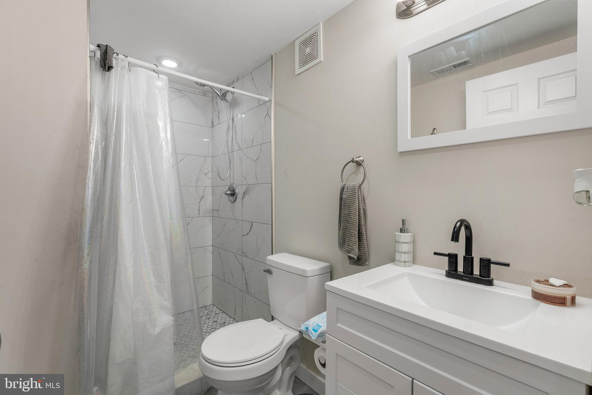 WEST KENSINGTON - Residential Income
