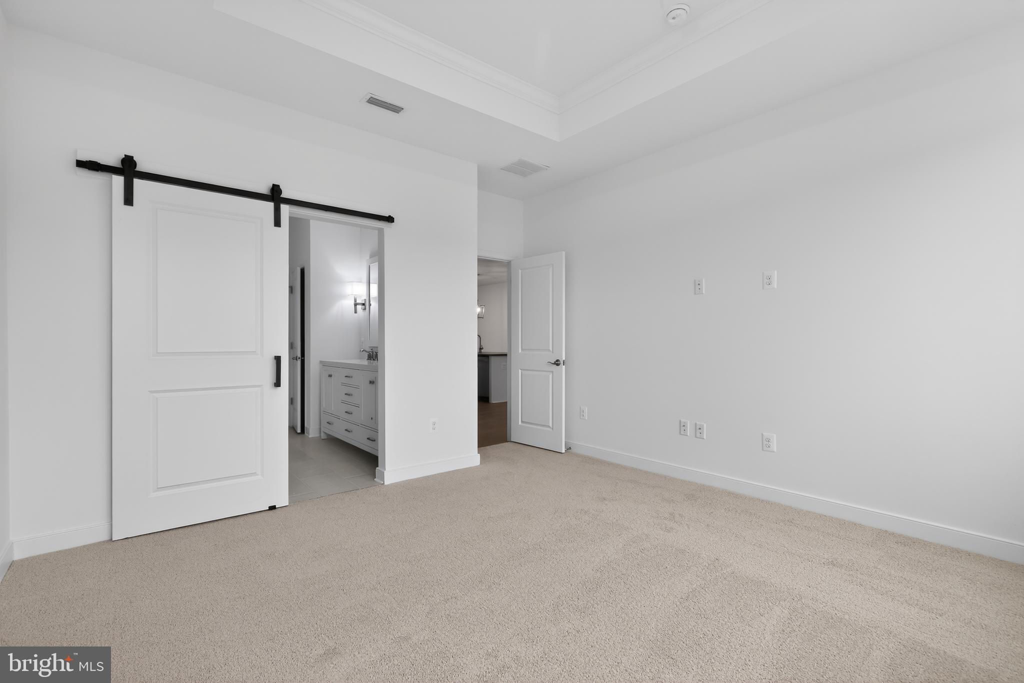 ADMIRAL'S LANDING - Residential