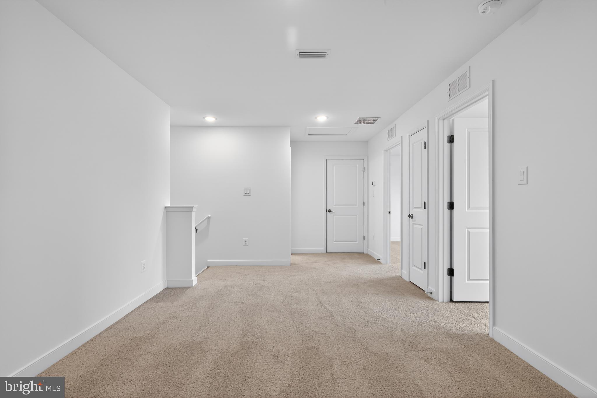 ADMIRAL'S LANDING - Residential
