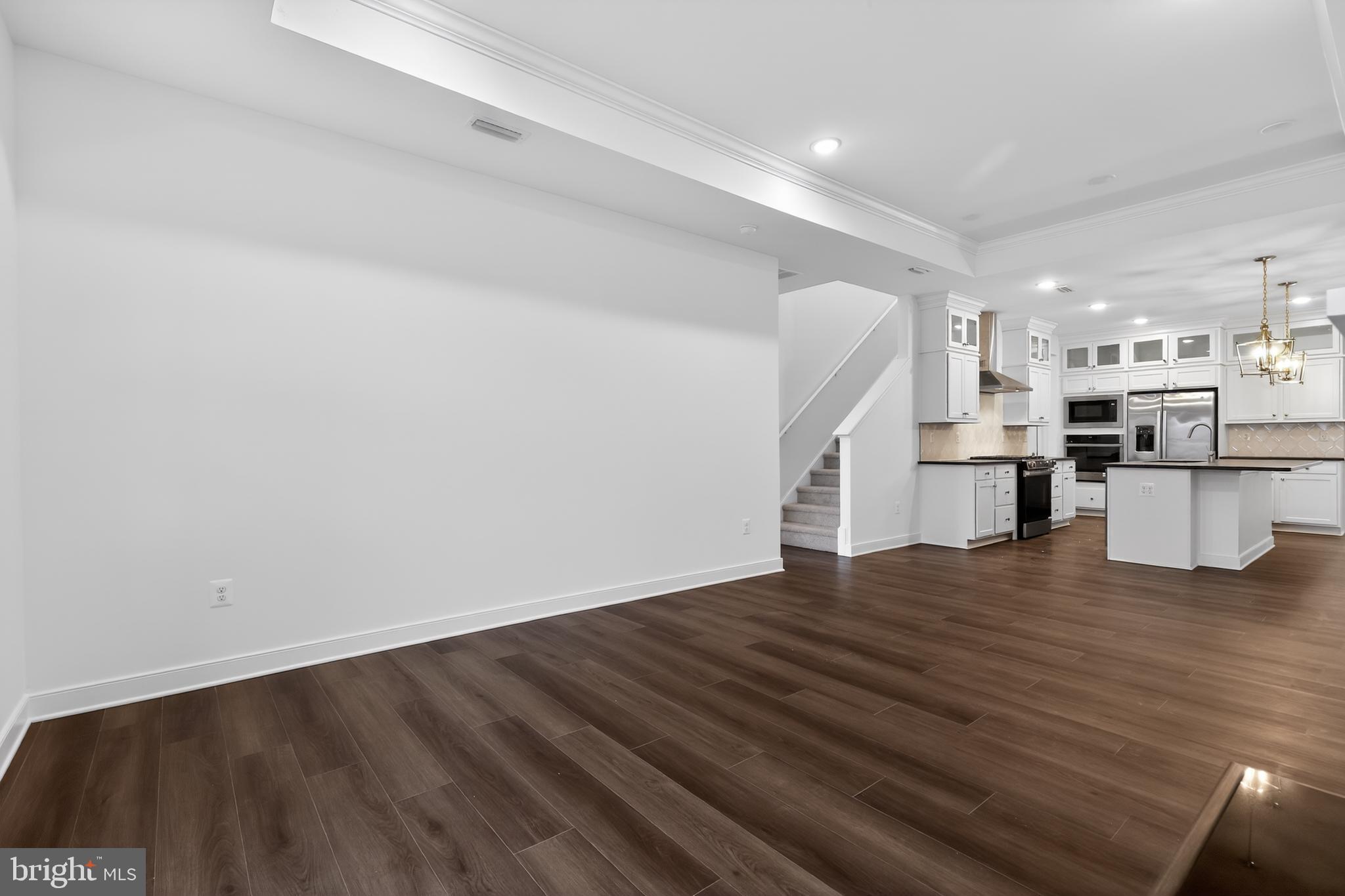 ADMIRAL'S LANDING - Residential