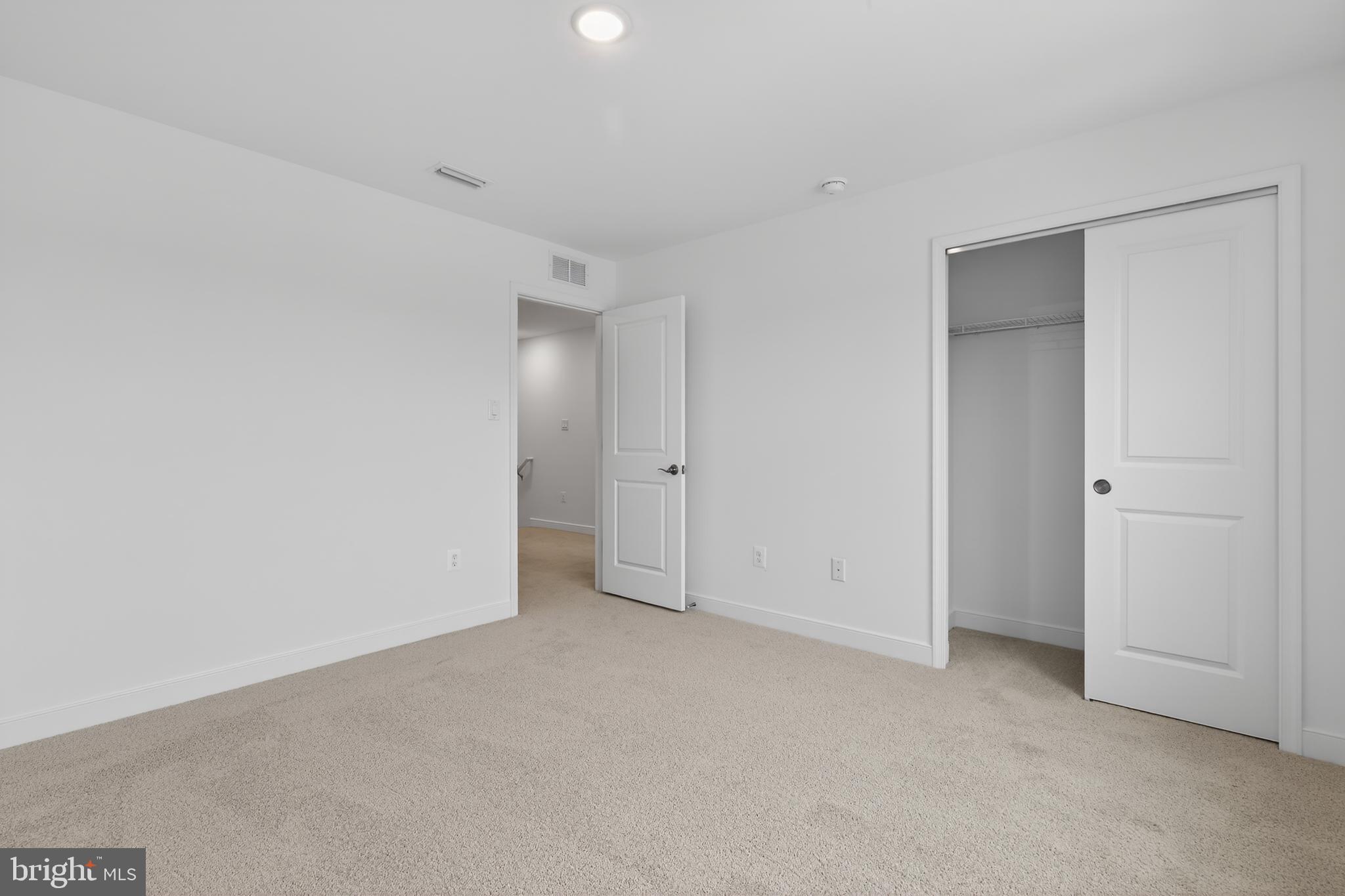 ADMIRAL'S LANDING - Residential