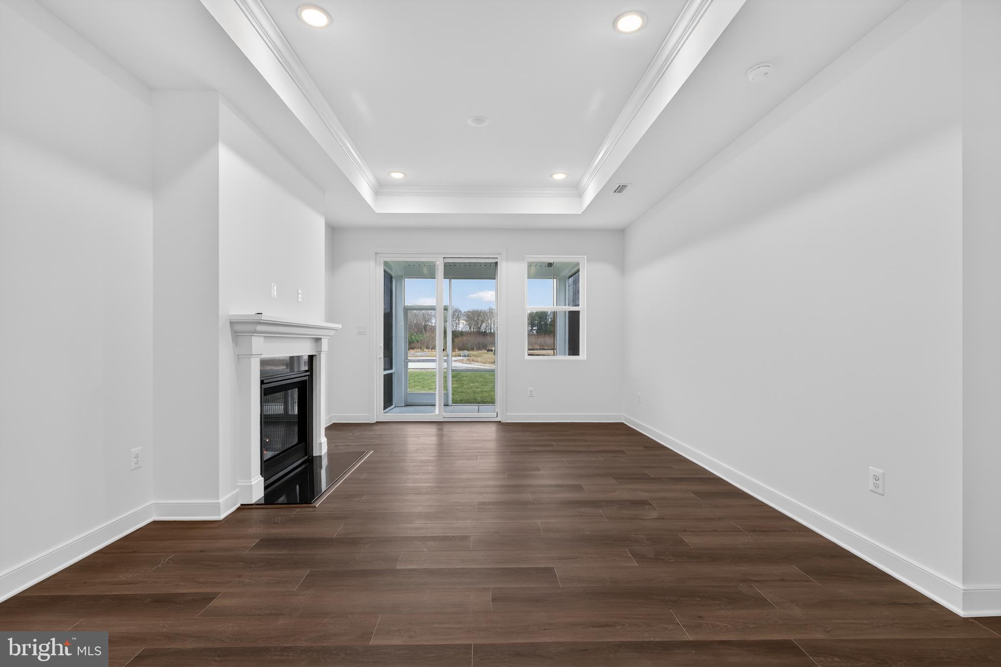 ADMIRAL'S LANDING - Residential