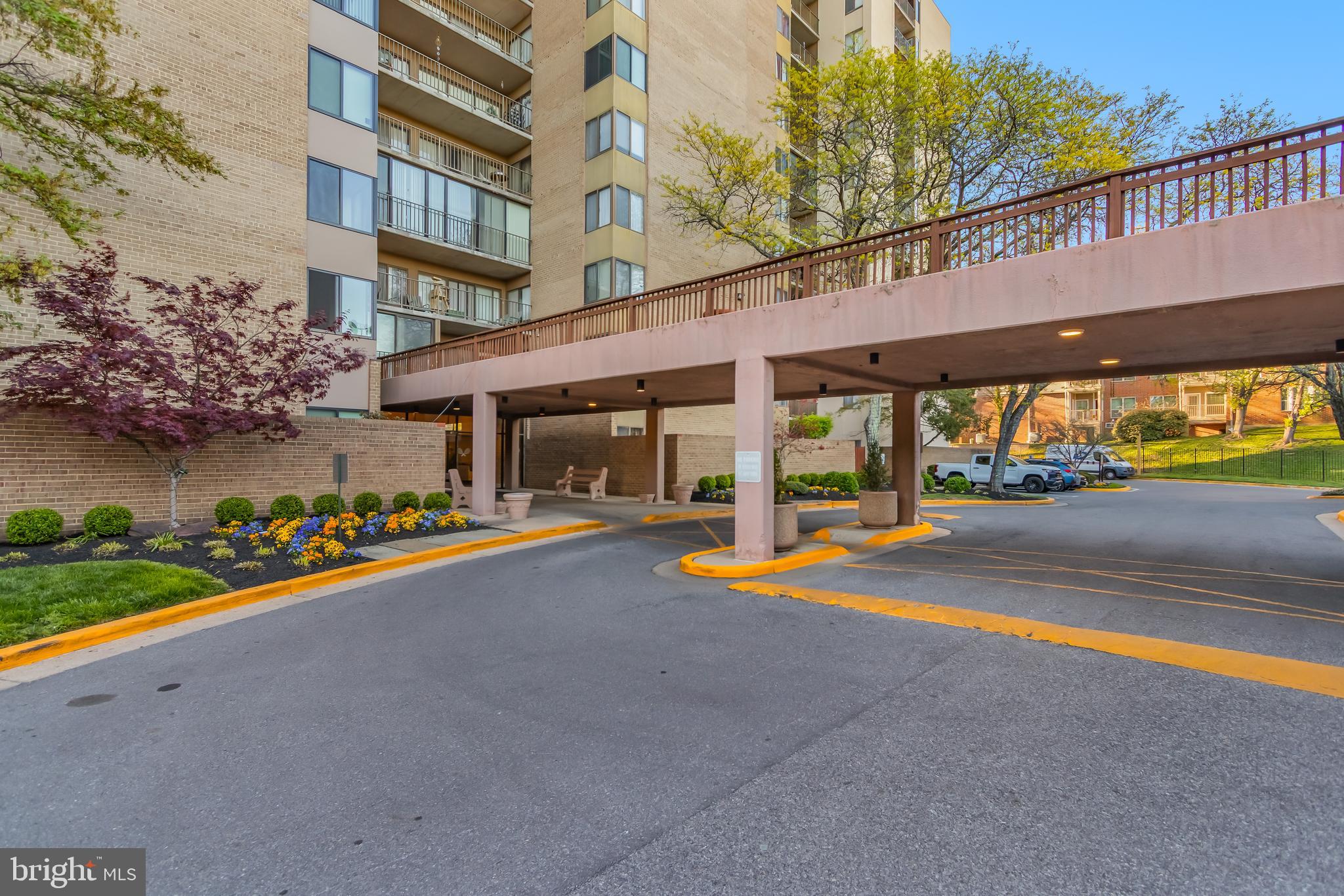 JUST LISTED!! 2 bedroom 2 bathroom condo in Hyattsville, MD.  This unit is complete with a washing machine and dryer with all utilities covered by the condo fees.  Seller looking for a quick close if possible.