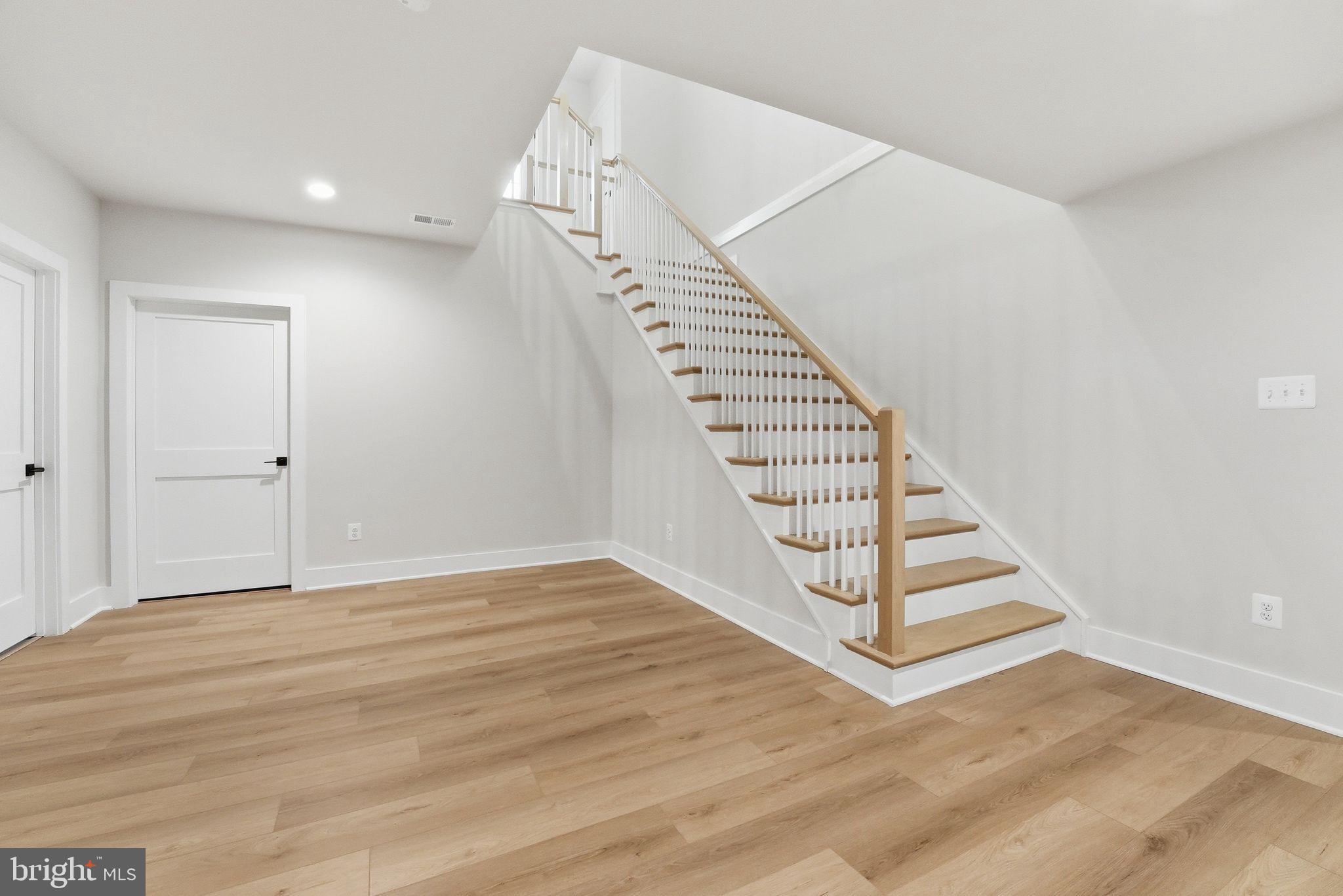 SPRINGDALE - Residential