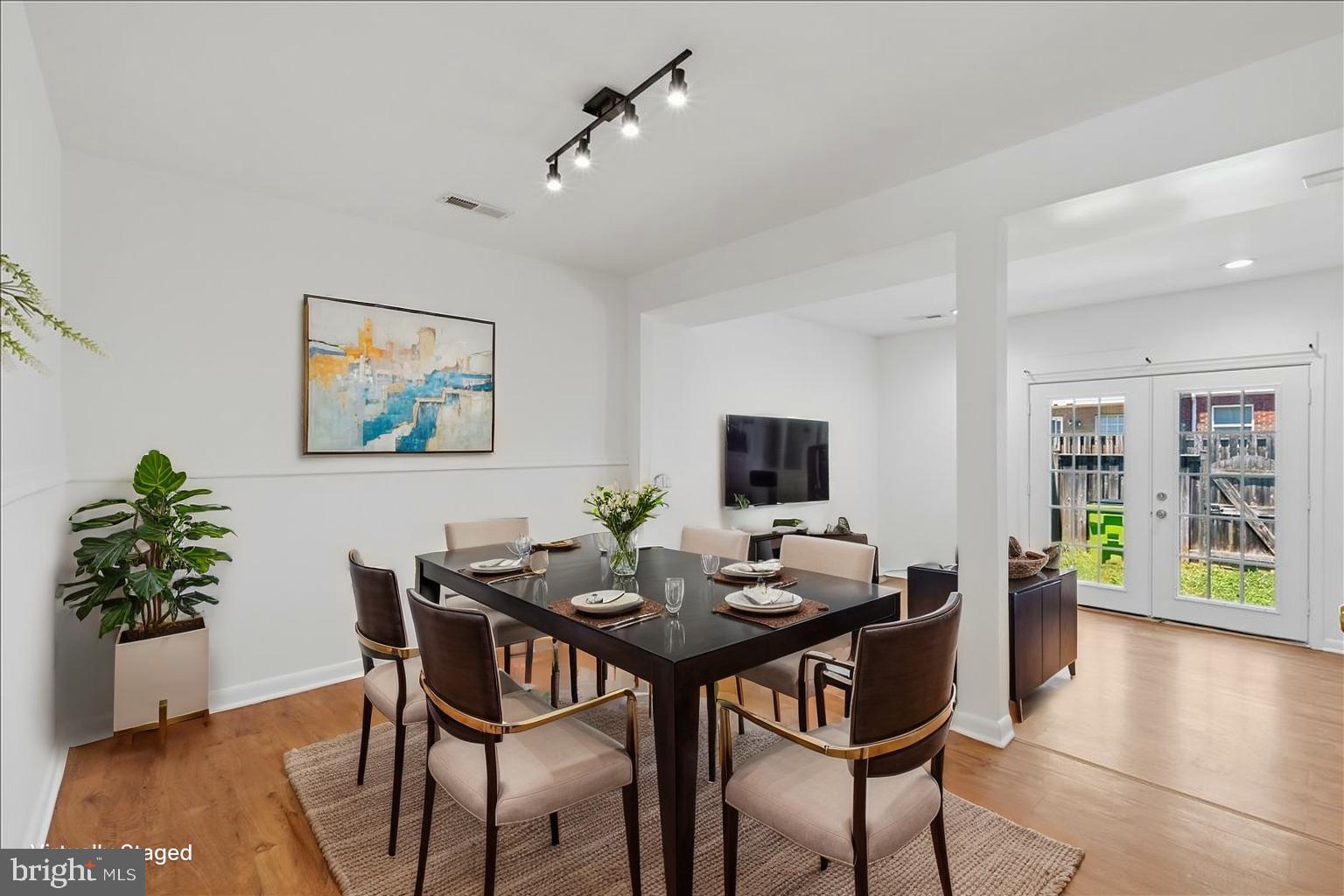WILLIAMSTOWN - Residential
