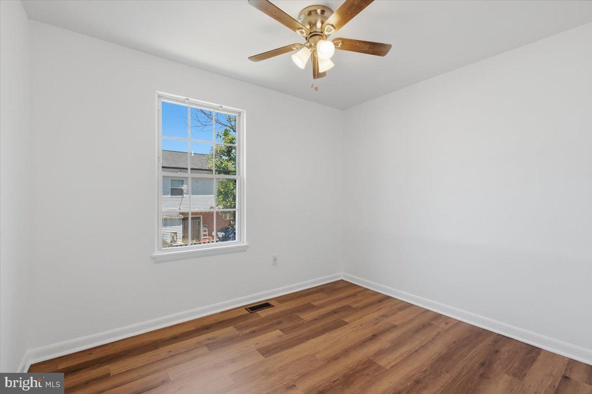 WILLIAMSTOWN - Residential