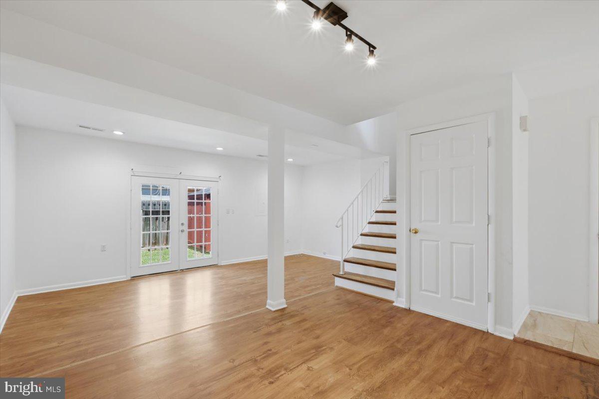 WILLIAMSTOWN - Residential