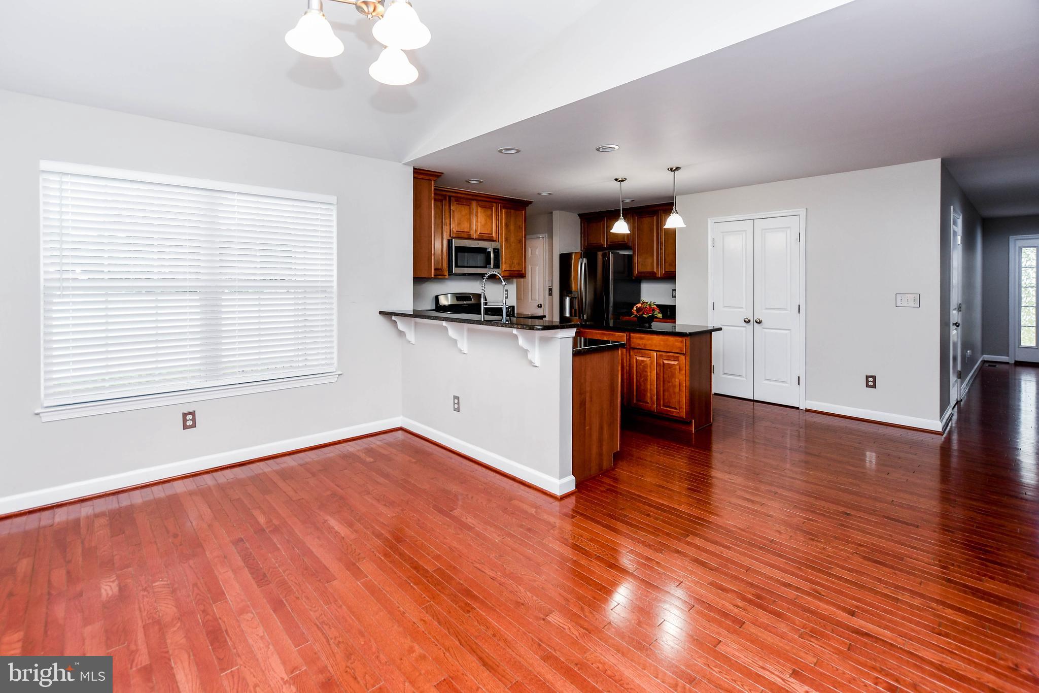 COLONIAL PARK - Residential