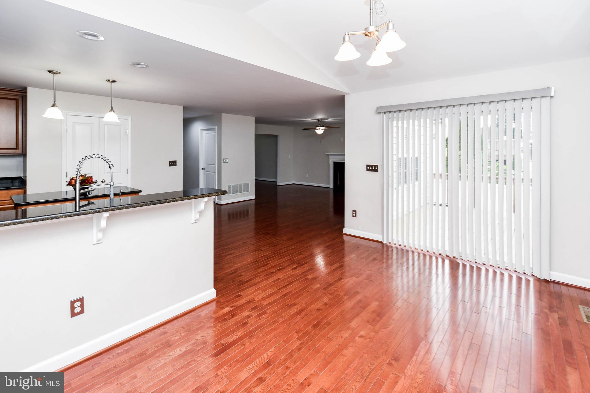 COLONIAL PARK - Residential
