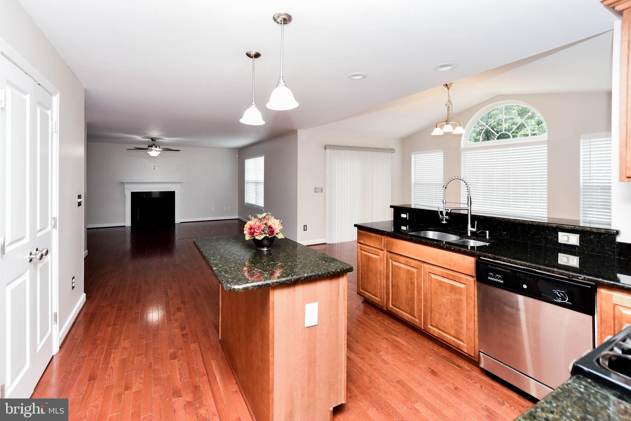 COLONIAL PARK - Residential