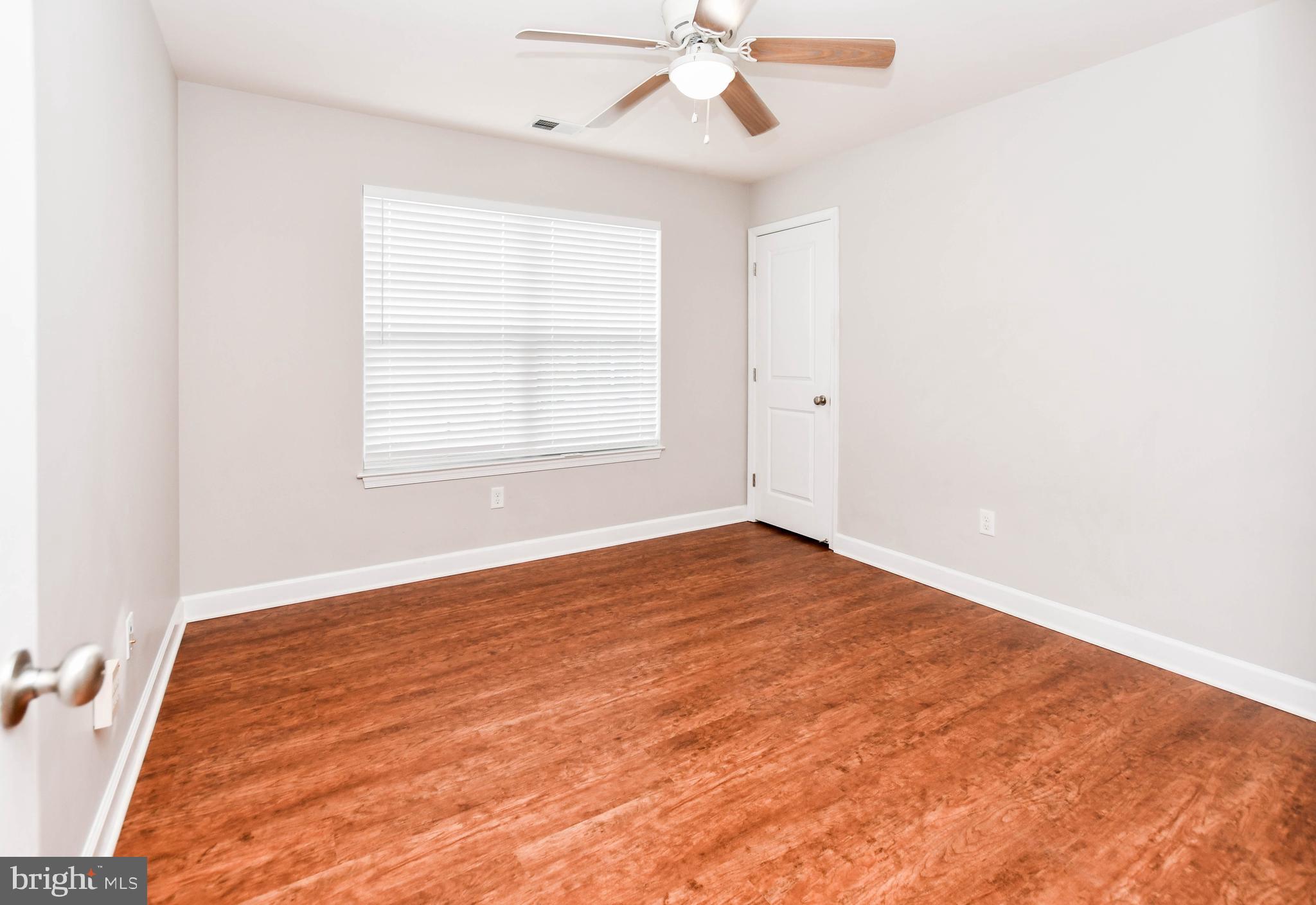 COLONIAL PARK - Residential