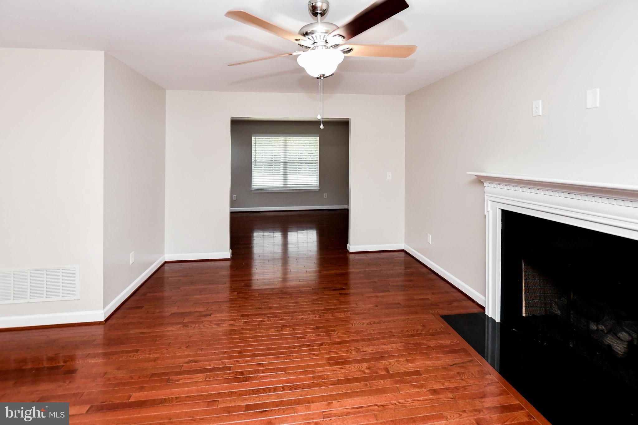 COLONIAL PARK - Residential