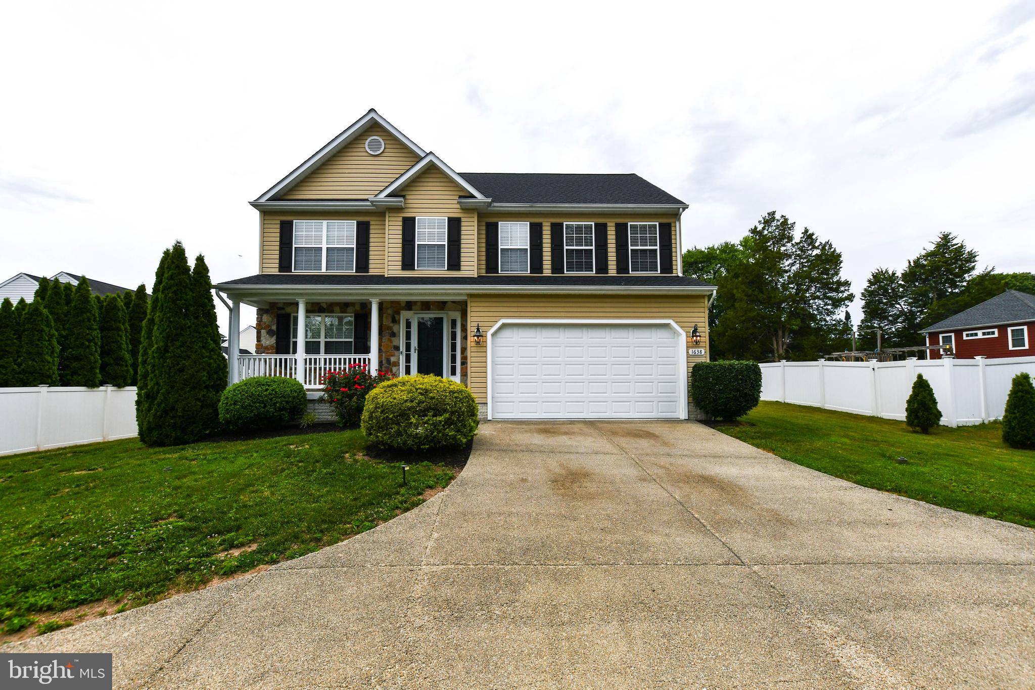 COLONIAL PARK - Residential