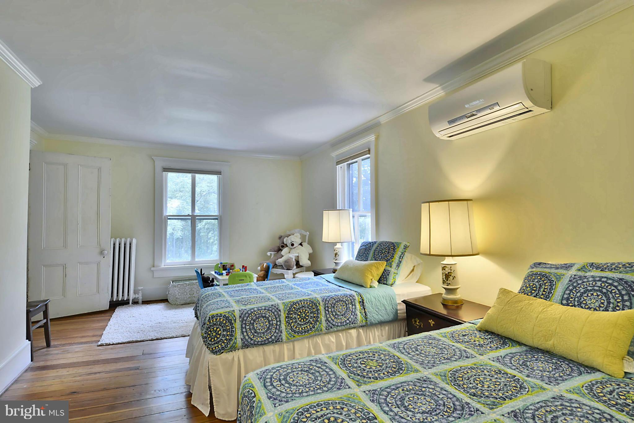 OLNEY OUTSIDE - Residential