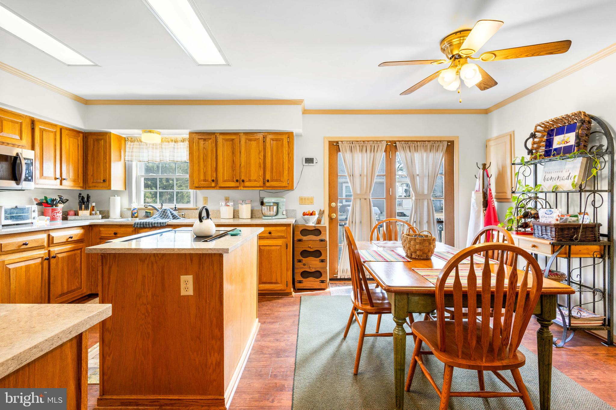 CABIN POINT - Residential