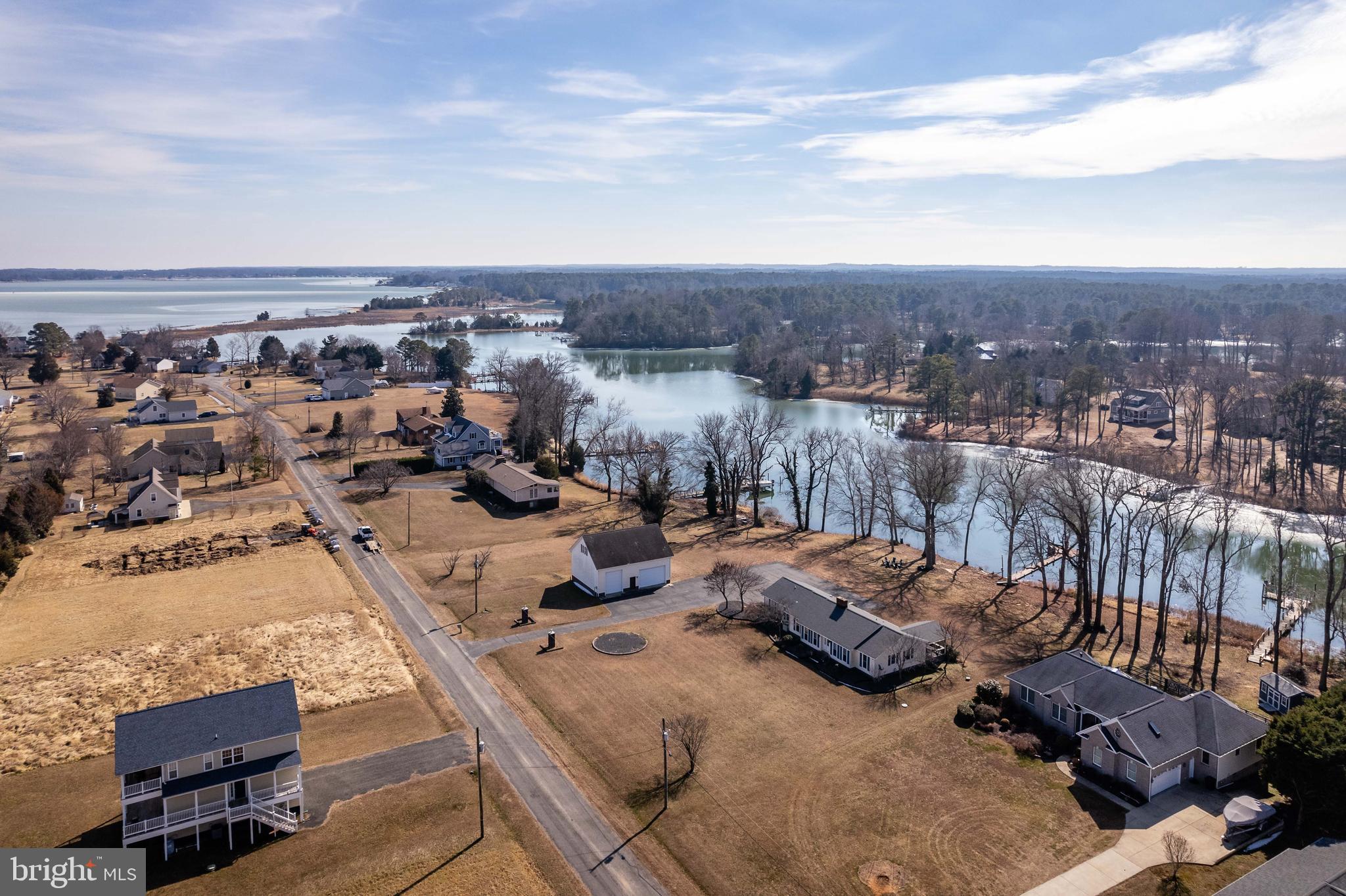 CABIN POINT - Residential