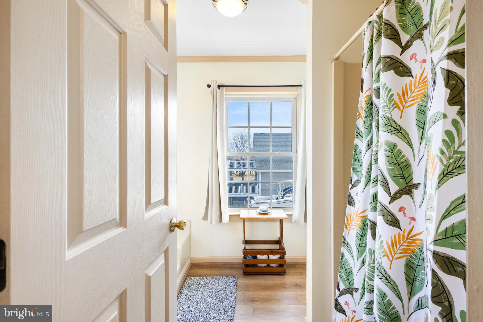 CABIN POINT - Residential