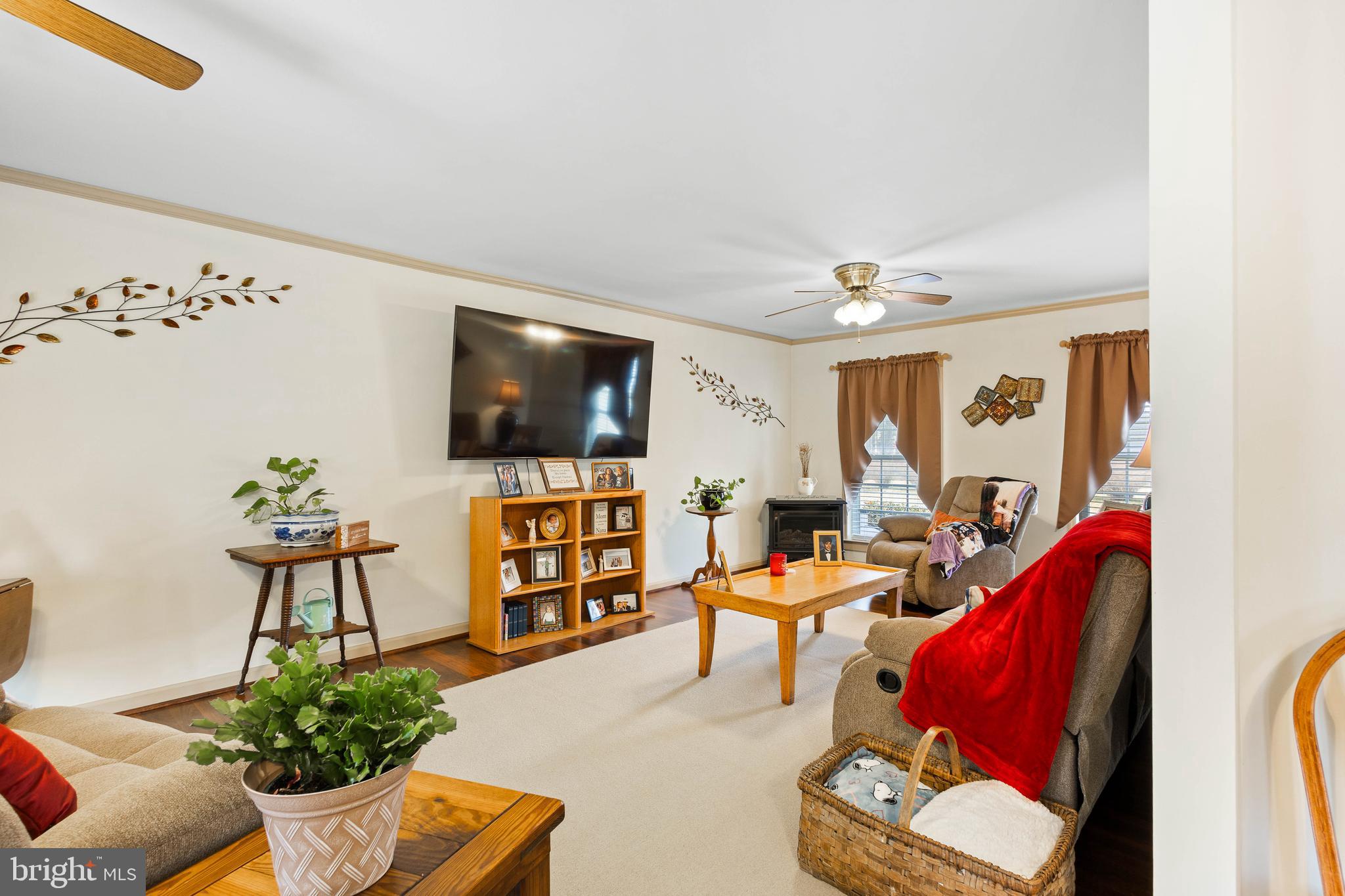 CABIN POINT - Residential