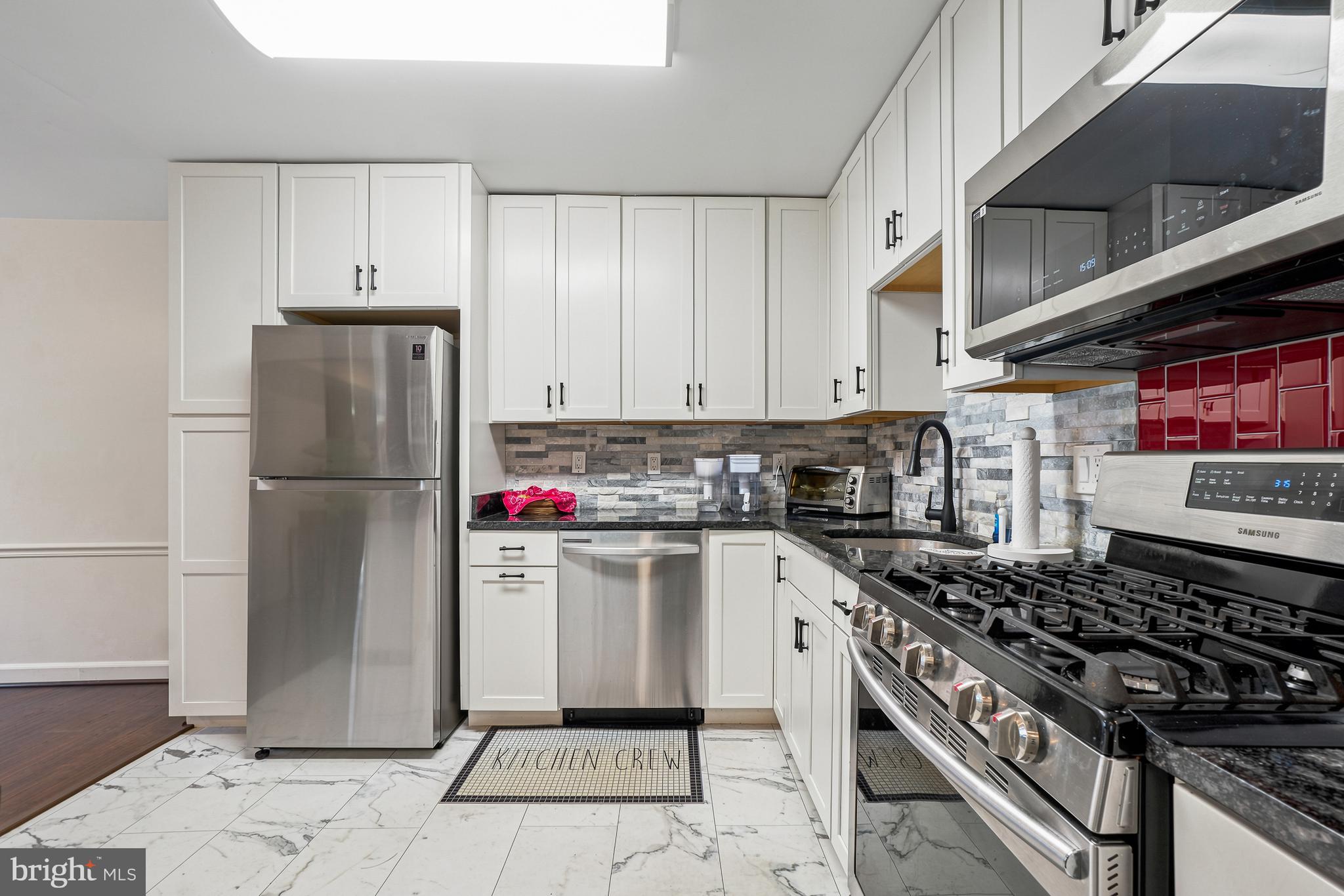 NORTH CREEK - Residential