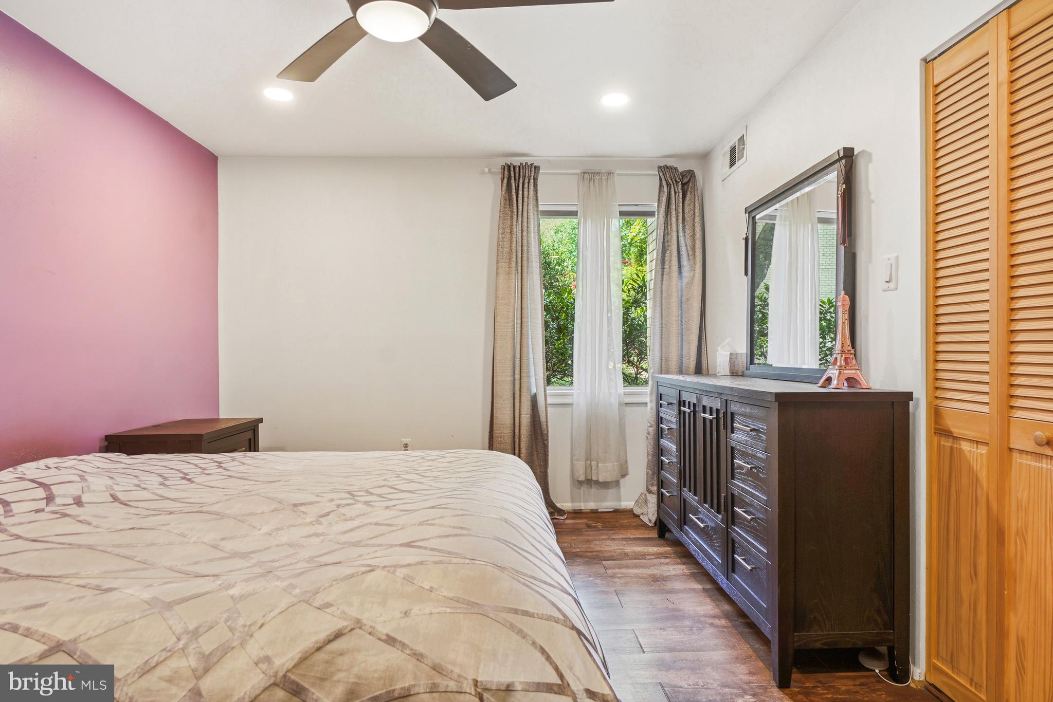 NORTH CREEK - Residential