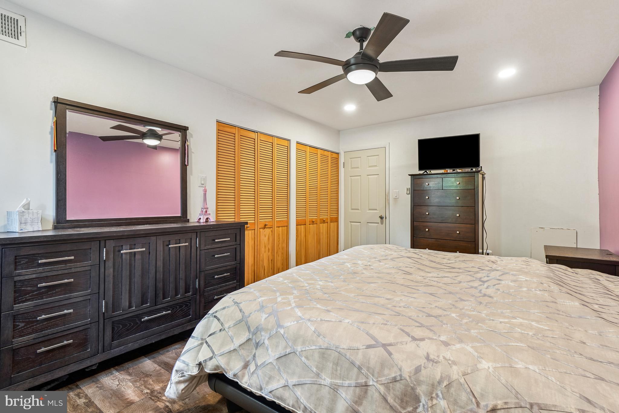 NORTH CREEK - Residential