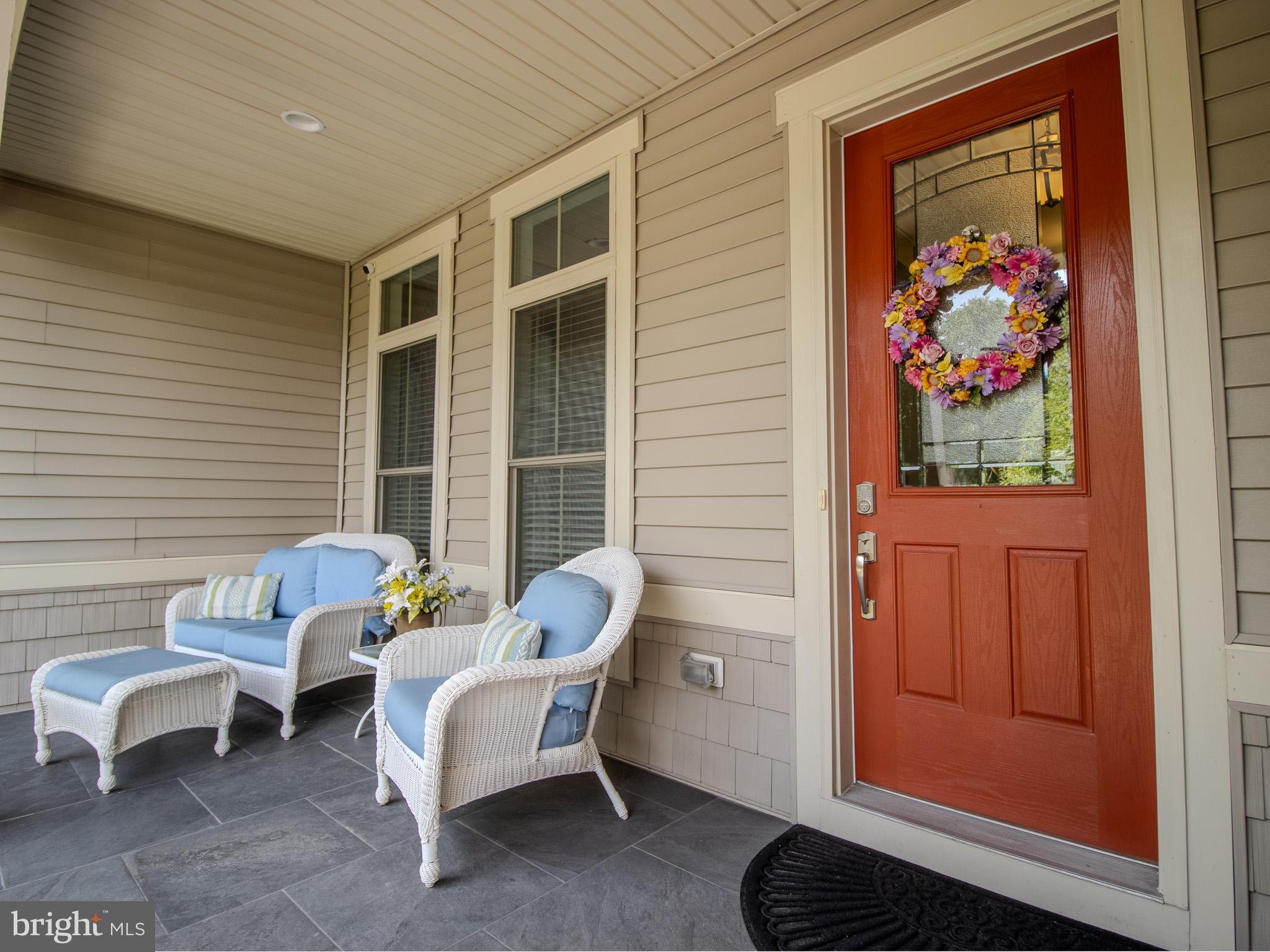 BAY COLONY - Residential