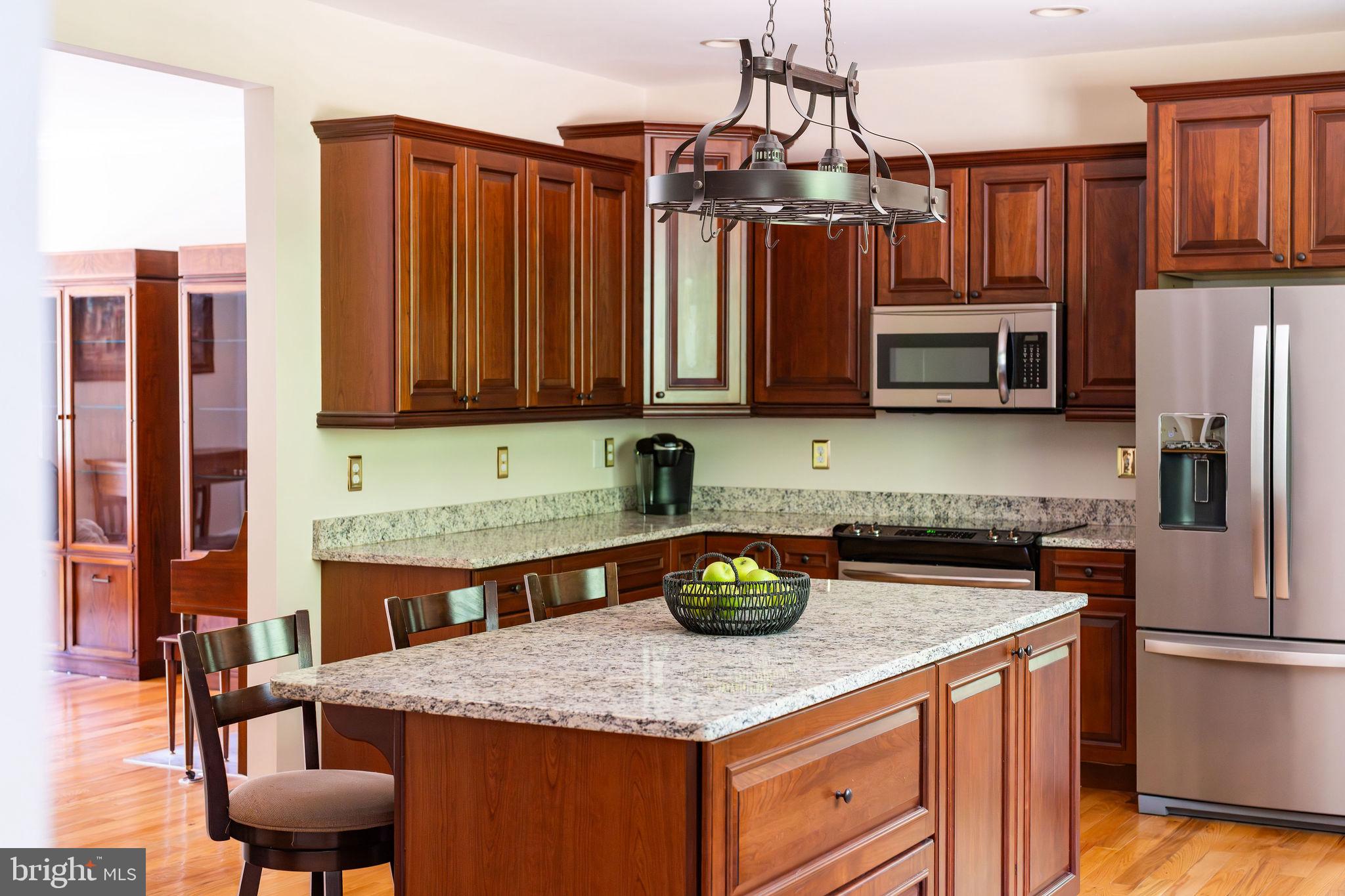 BOWLERS MILL LAKE ESTATES - Residential