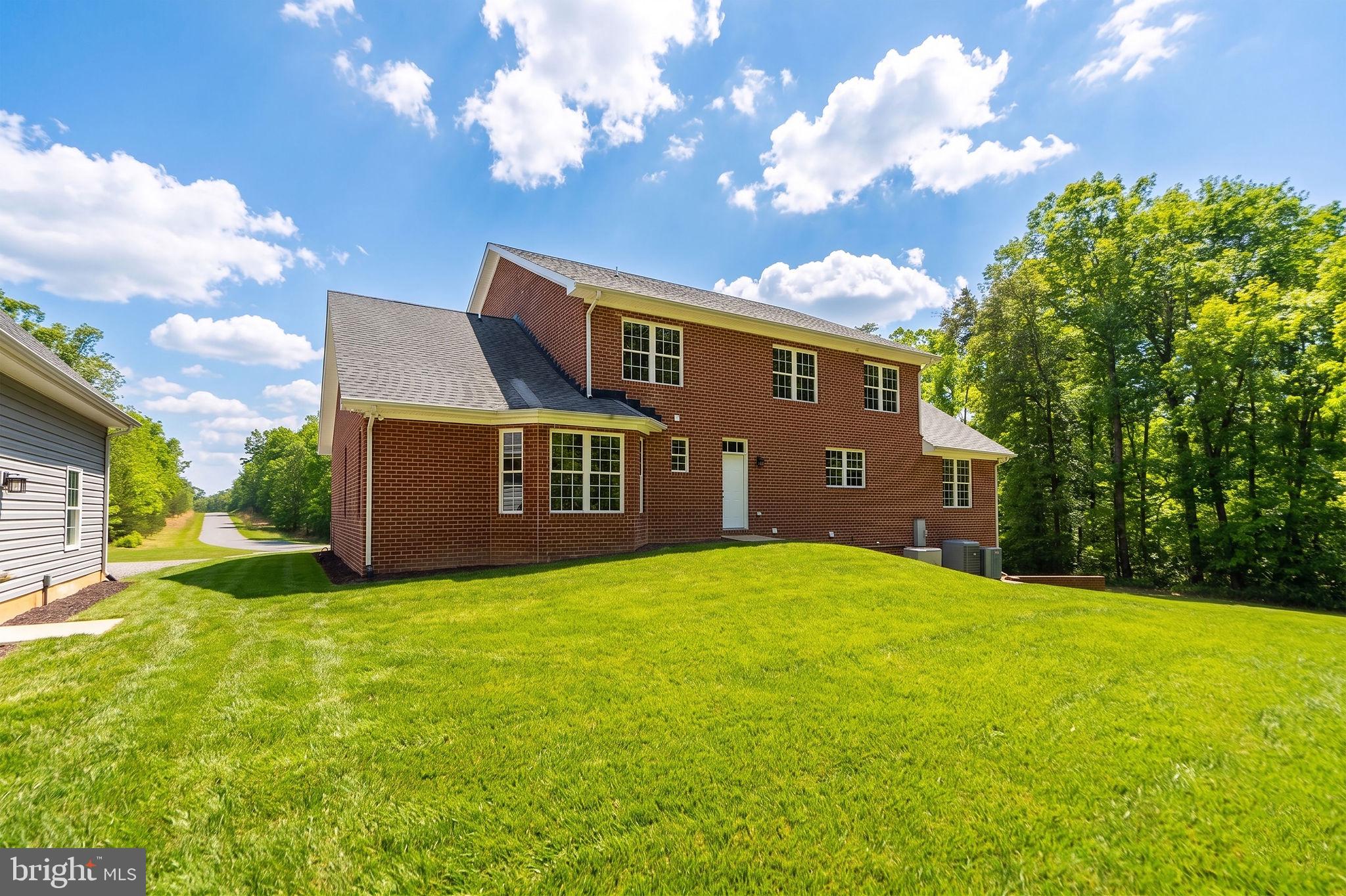 BOWLERS MILL LAKE ESTATES - Residential