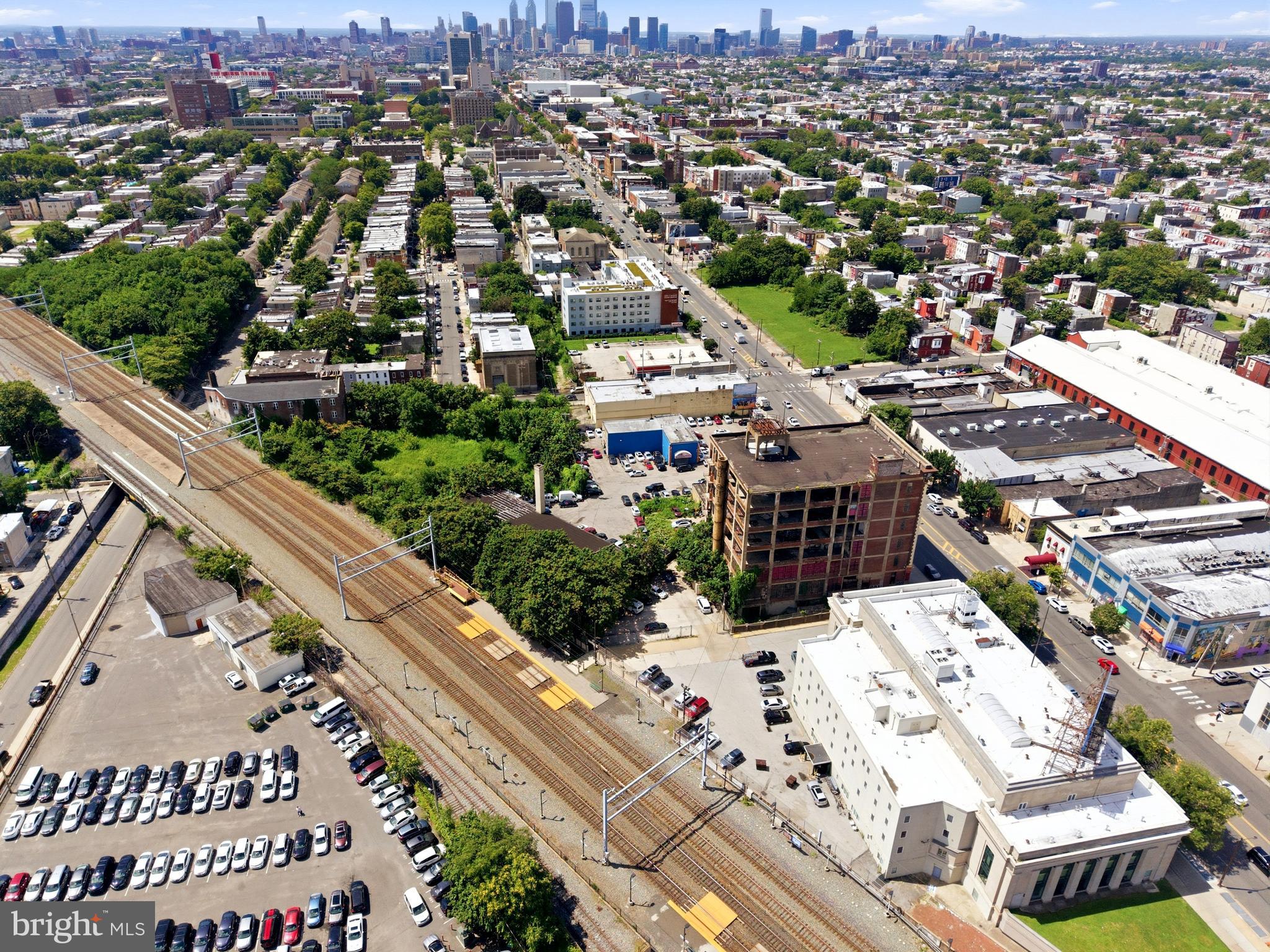 PHILADELPHIA (NORTH) - Commercial Sale