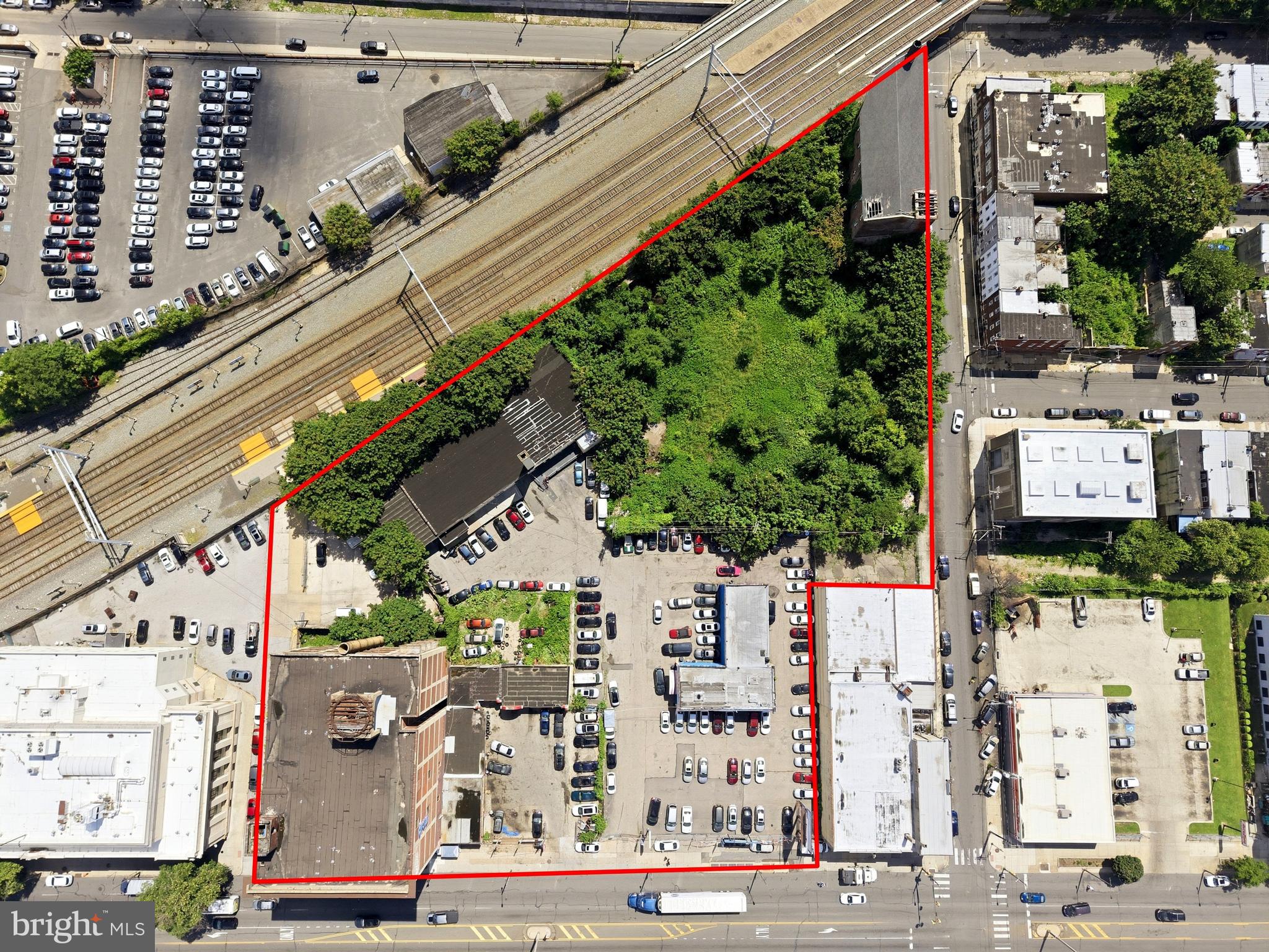 PHILADELPHIA (NORTH) - Commercial Sale