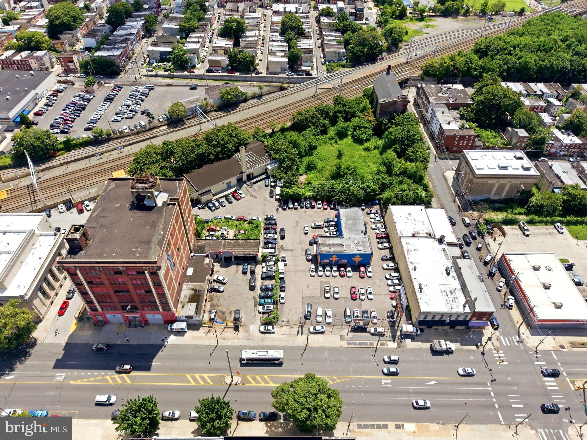 PHILADELPHIA (NORTH) - Commercial Sale
