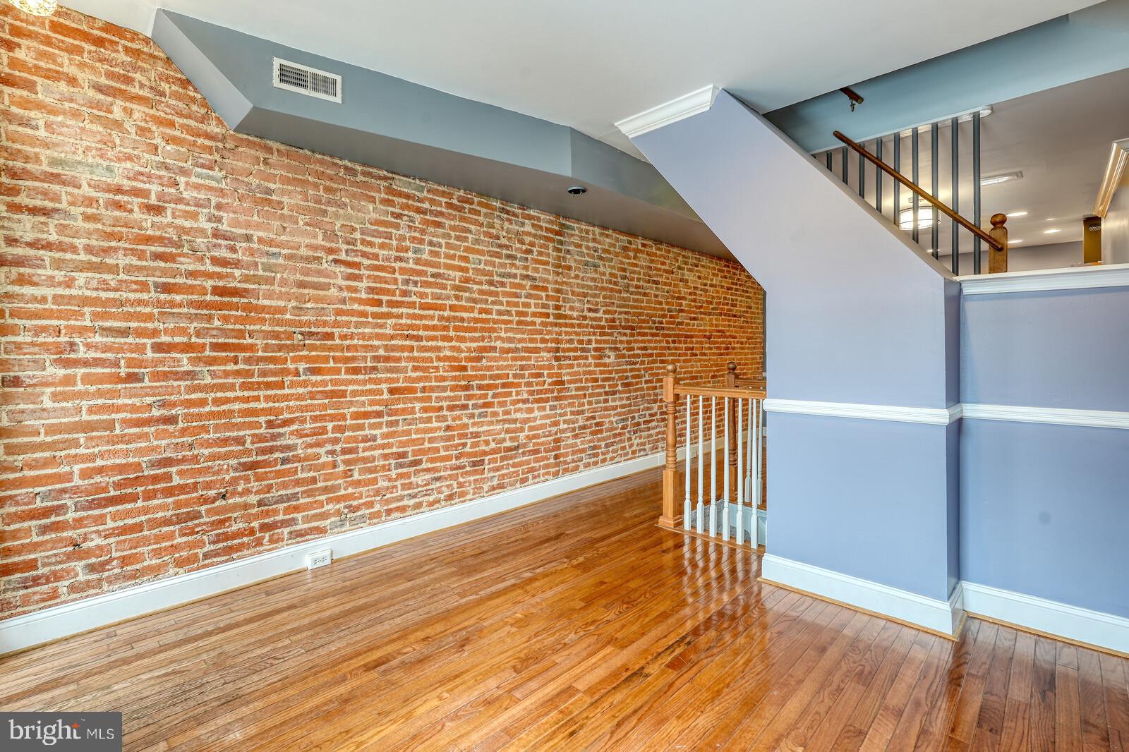FEDERAL HILL HISTORIC DISTRICT - Residential Lease