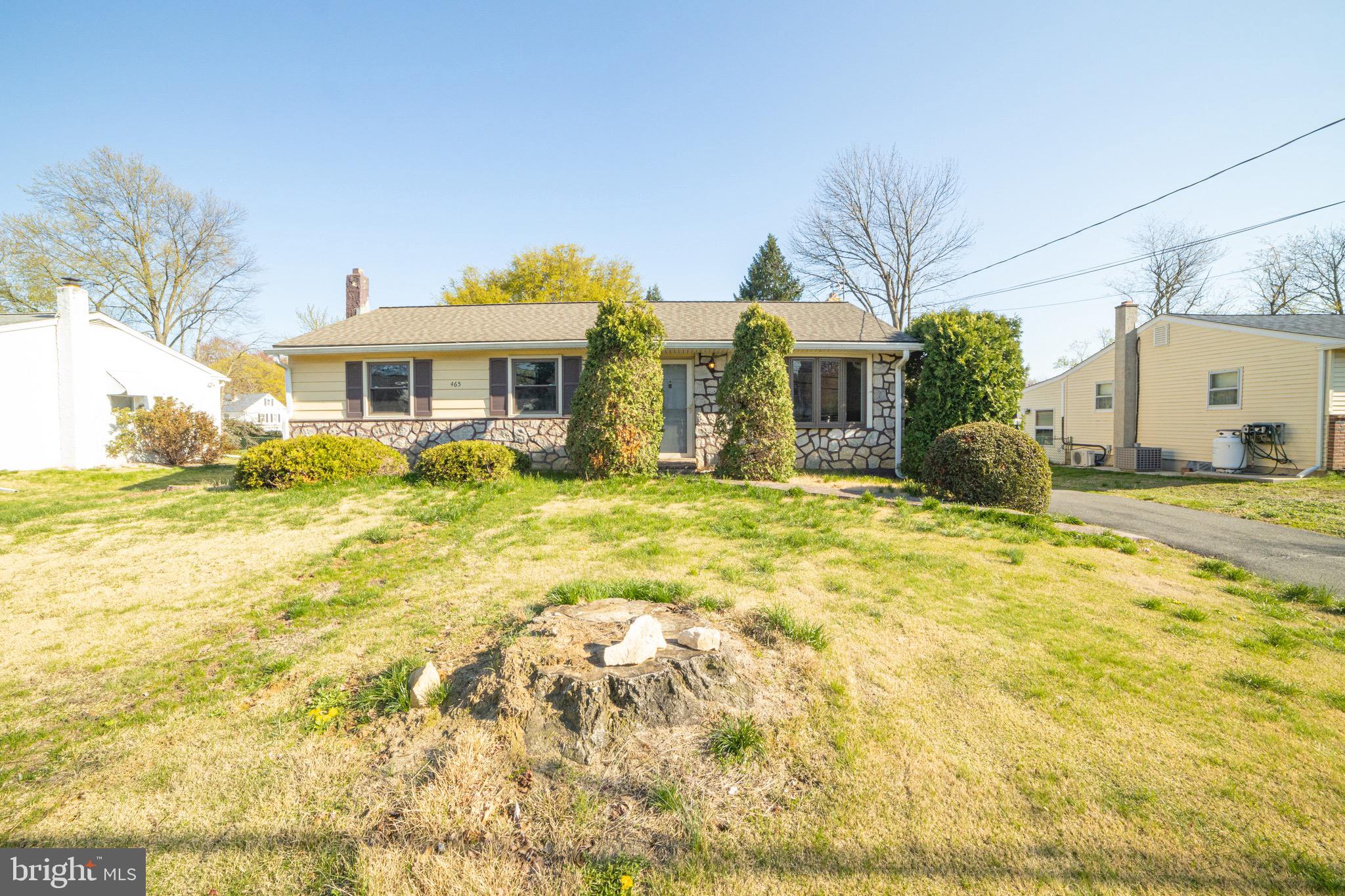 TWIN OAKS - Residential