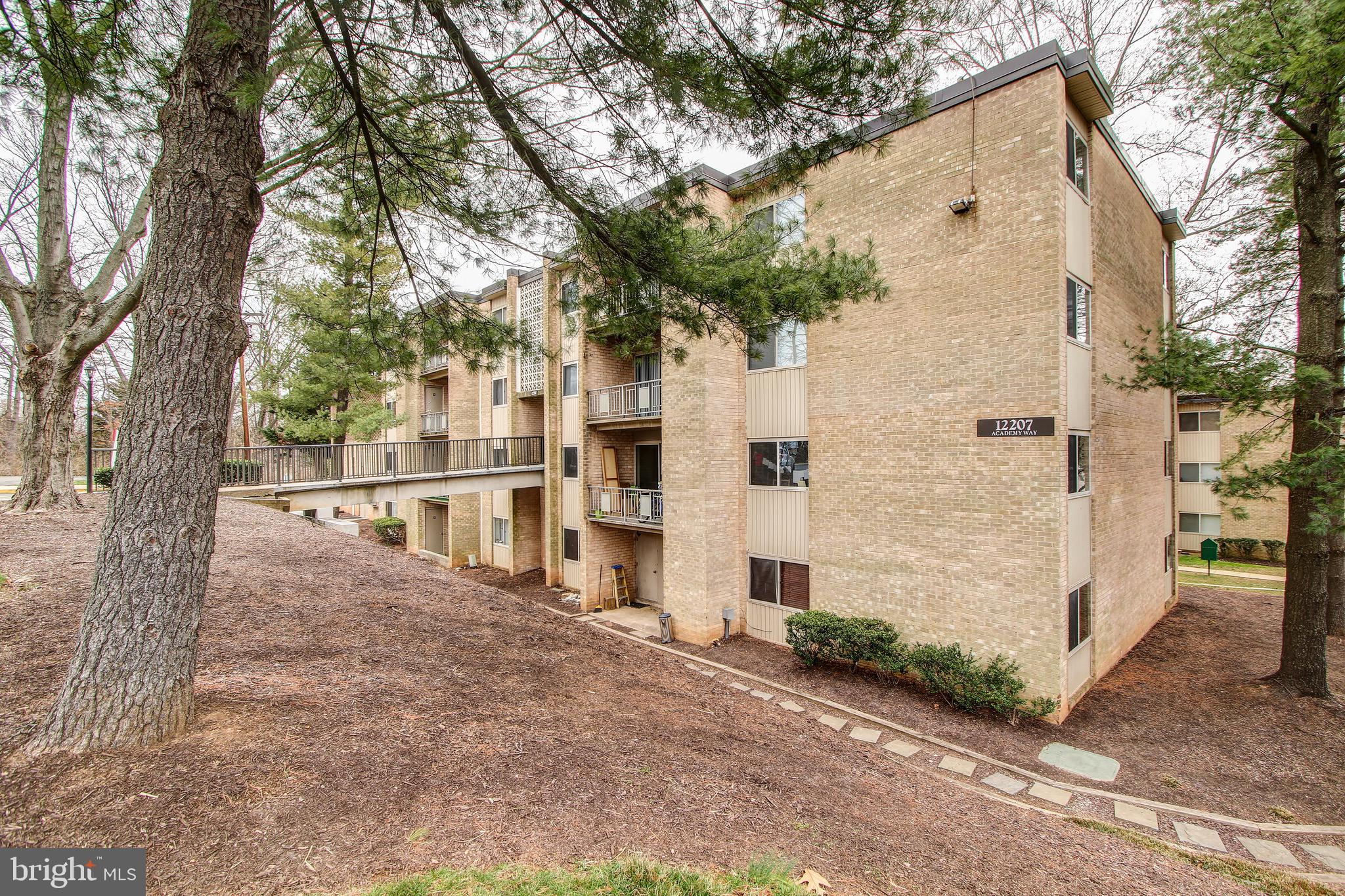 BETHESDA PARK - Residential