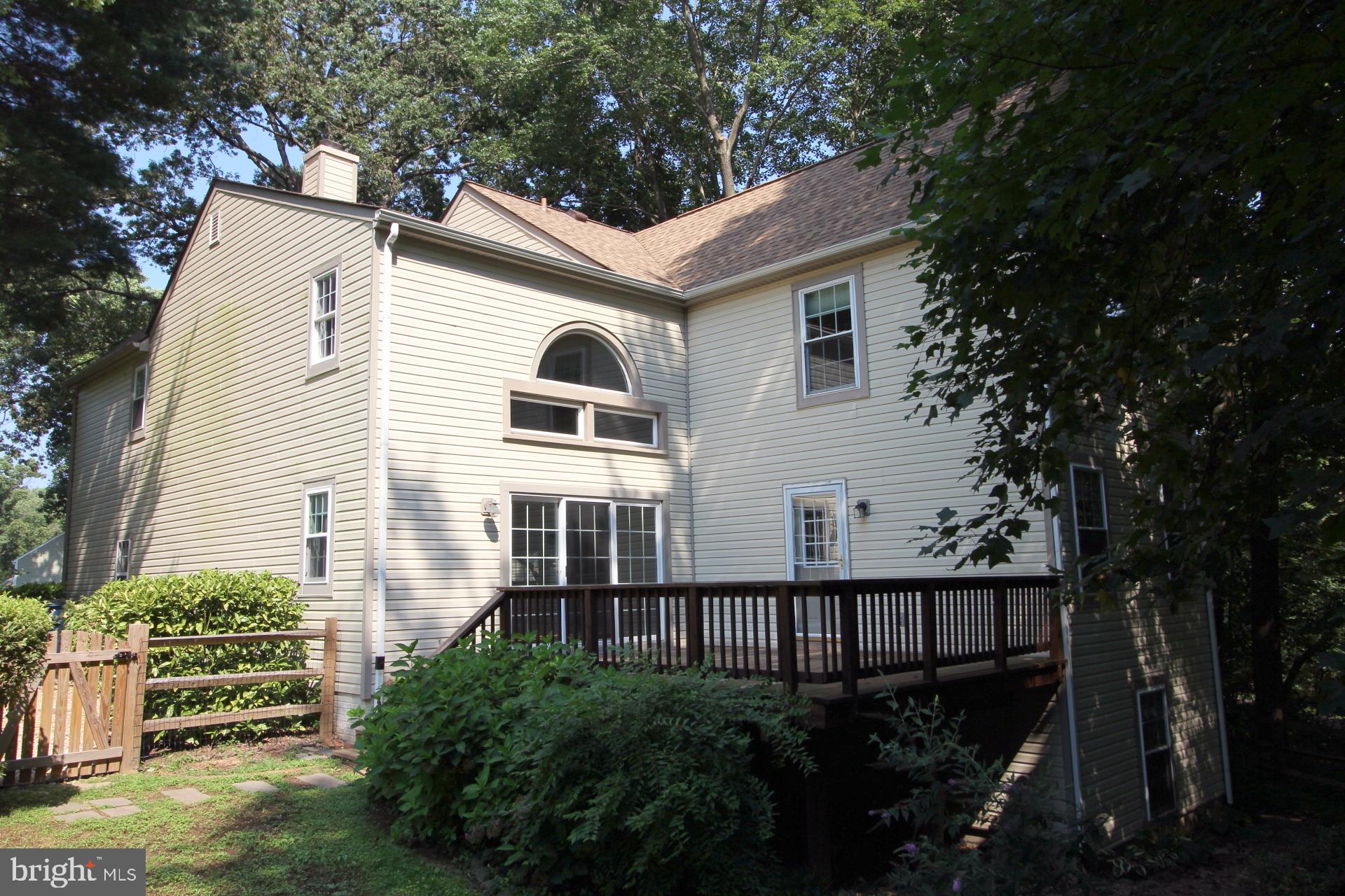 RESTON - Residential Lease