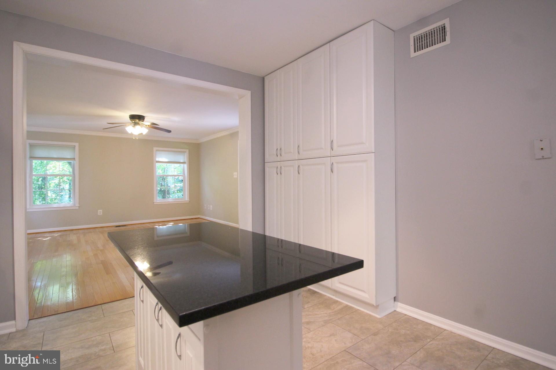 RESTON - Residential Lease